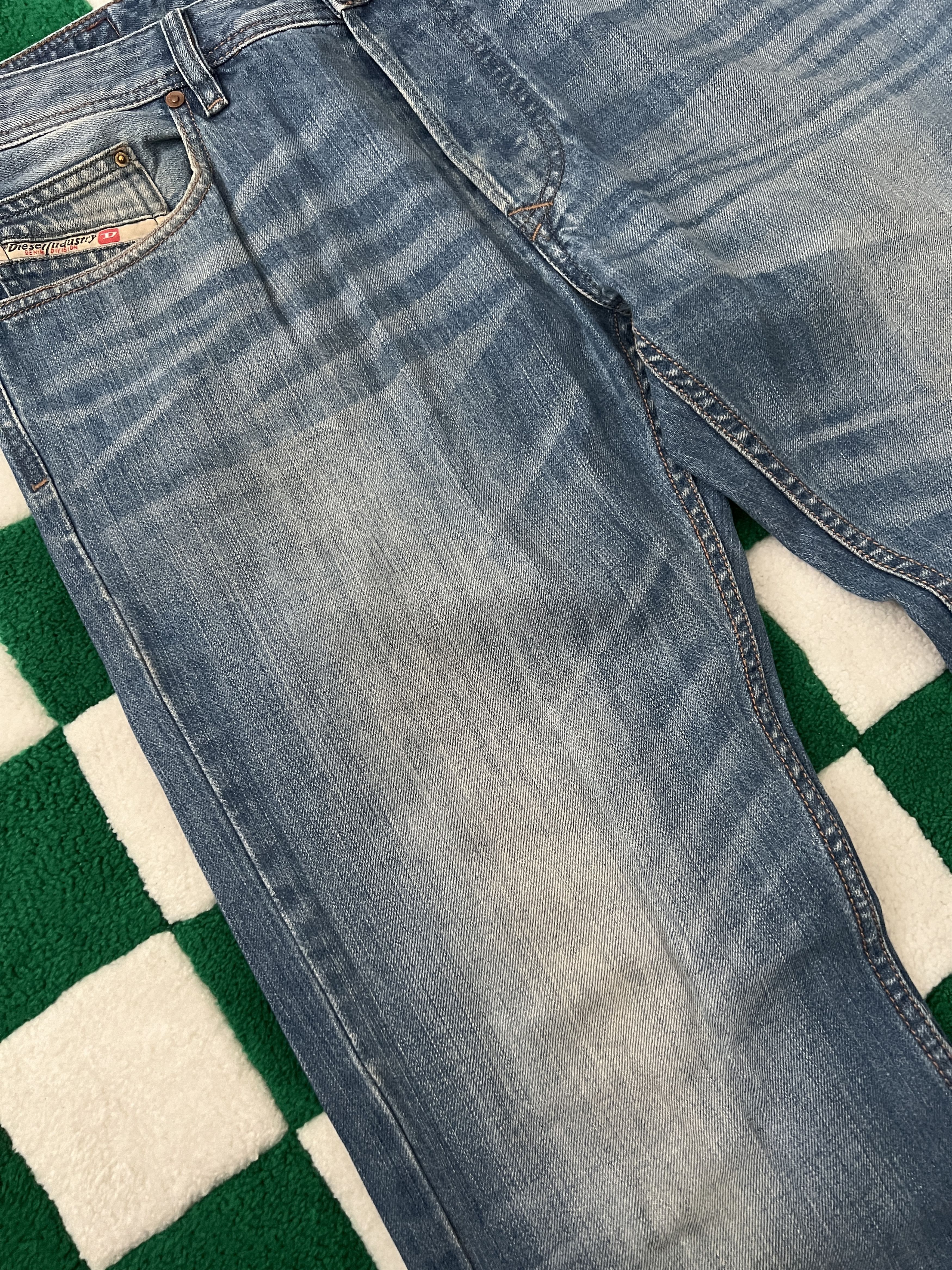 Diesel Vintage Y2K Diesel Larkee Washed Denim Jeans Size W34 L32 Size US 34 / EU 50 - 10 Thumbnail