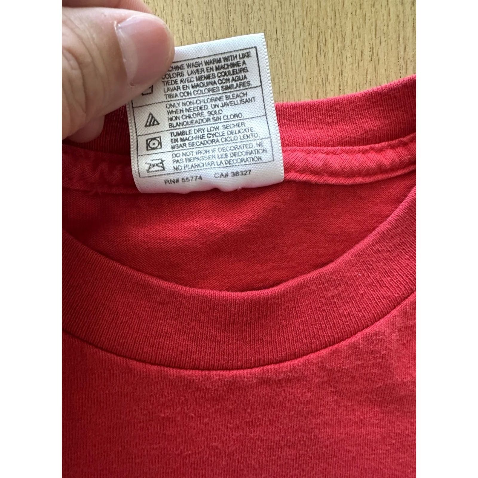 Doublet VINTAGE Stevie Nicks Trouble In Shangri LA 2001 Tee Red T-Shirt Double Sided Med Men M Red Size US M / EU 48-50 / 2 - 6 Thumbnail