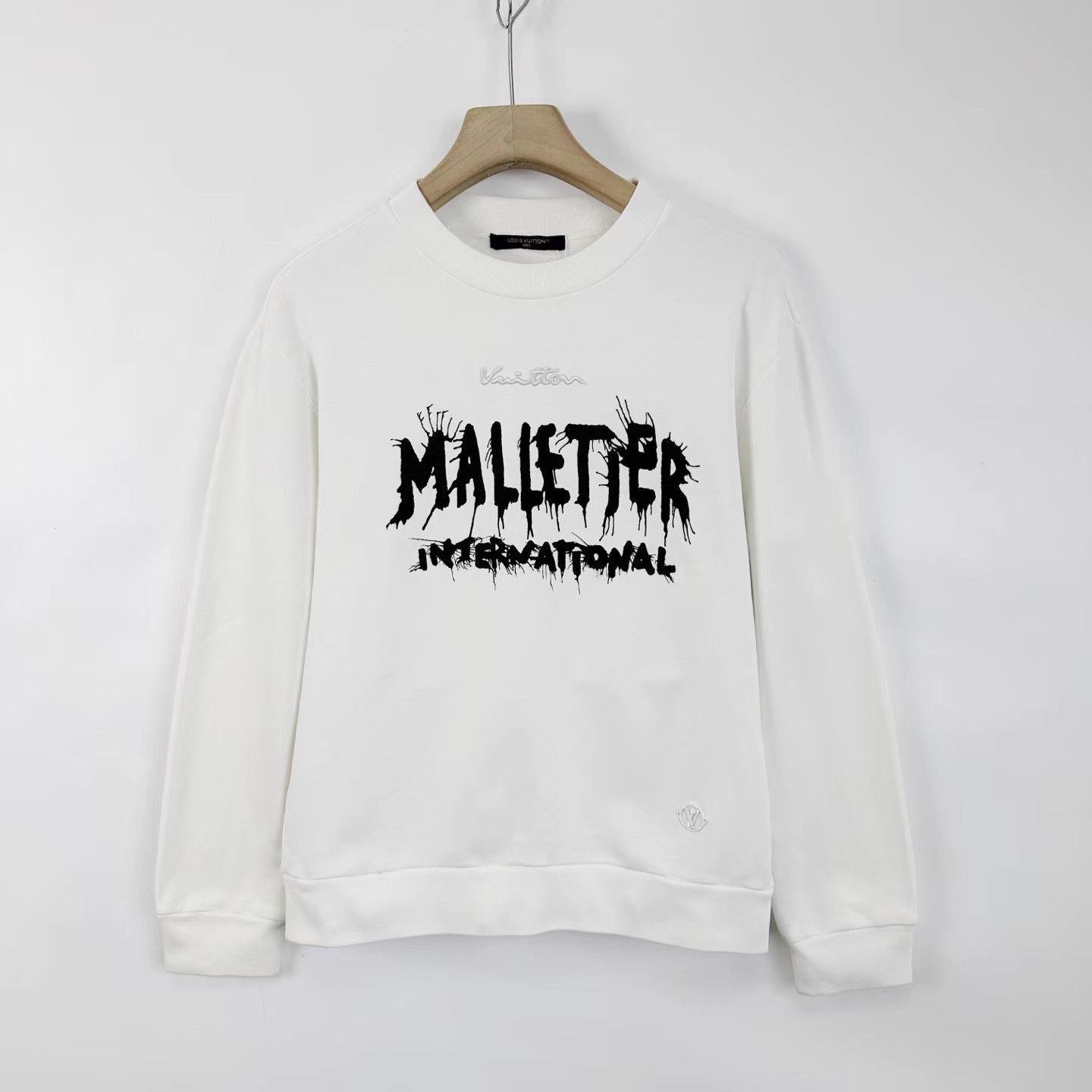 Louis Vuitton Louis Vuitton Graffiti Splash Print Crew Neck Sweatshirt K12 Size M / US 6-8 / IT 42-44 - 1 Thumbnail