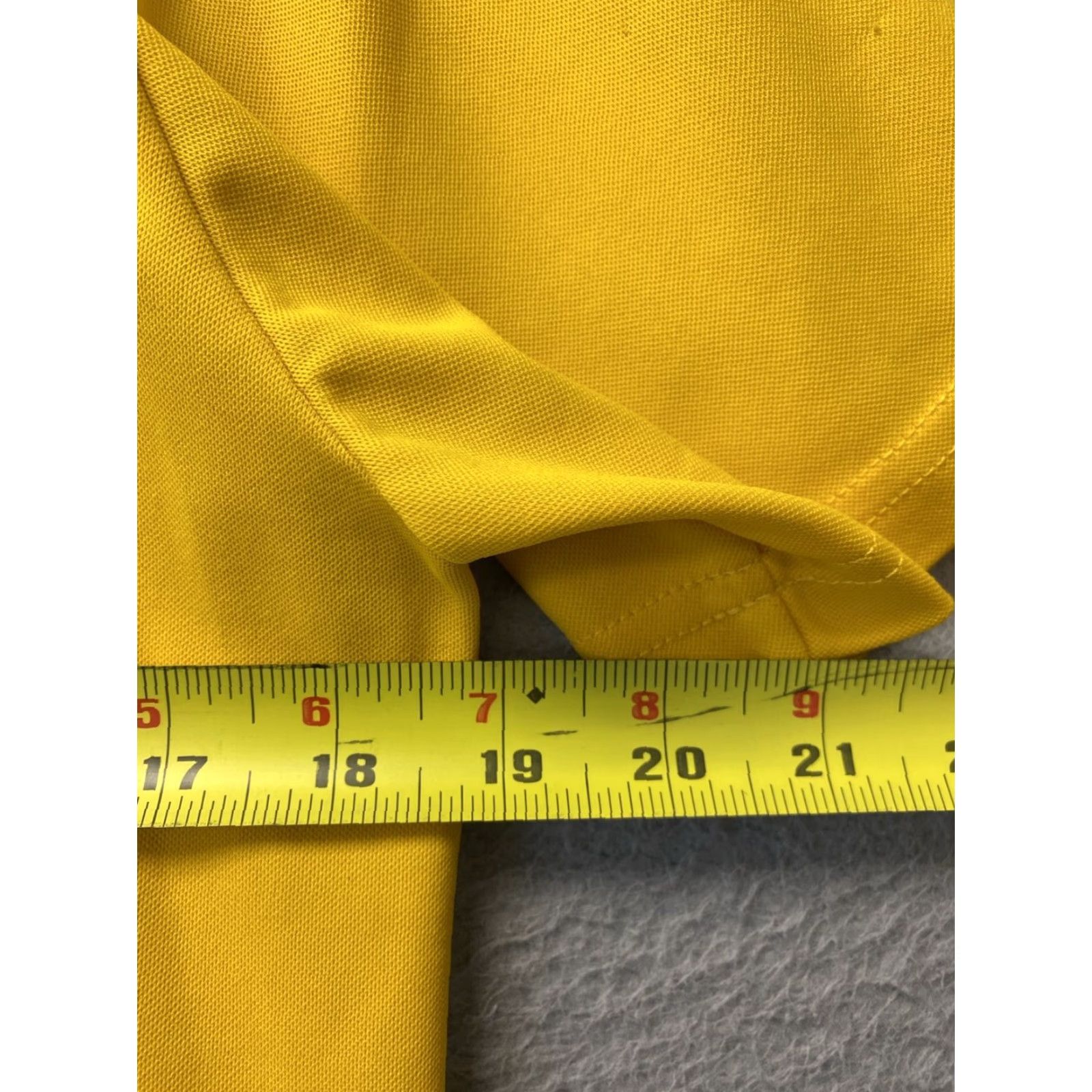 Nike Nike Real Colorado Yellow T-Shirt Sz M Soccer Shirt / 115-31 Size US M / EU 48-50 / 2 - 4 Thumbnail