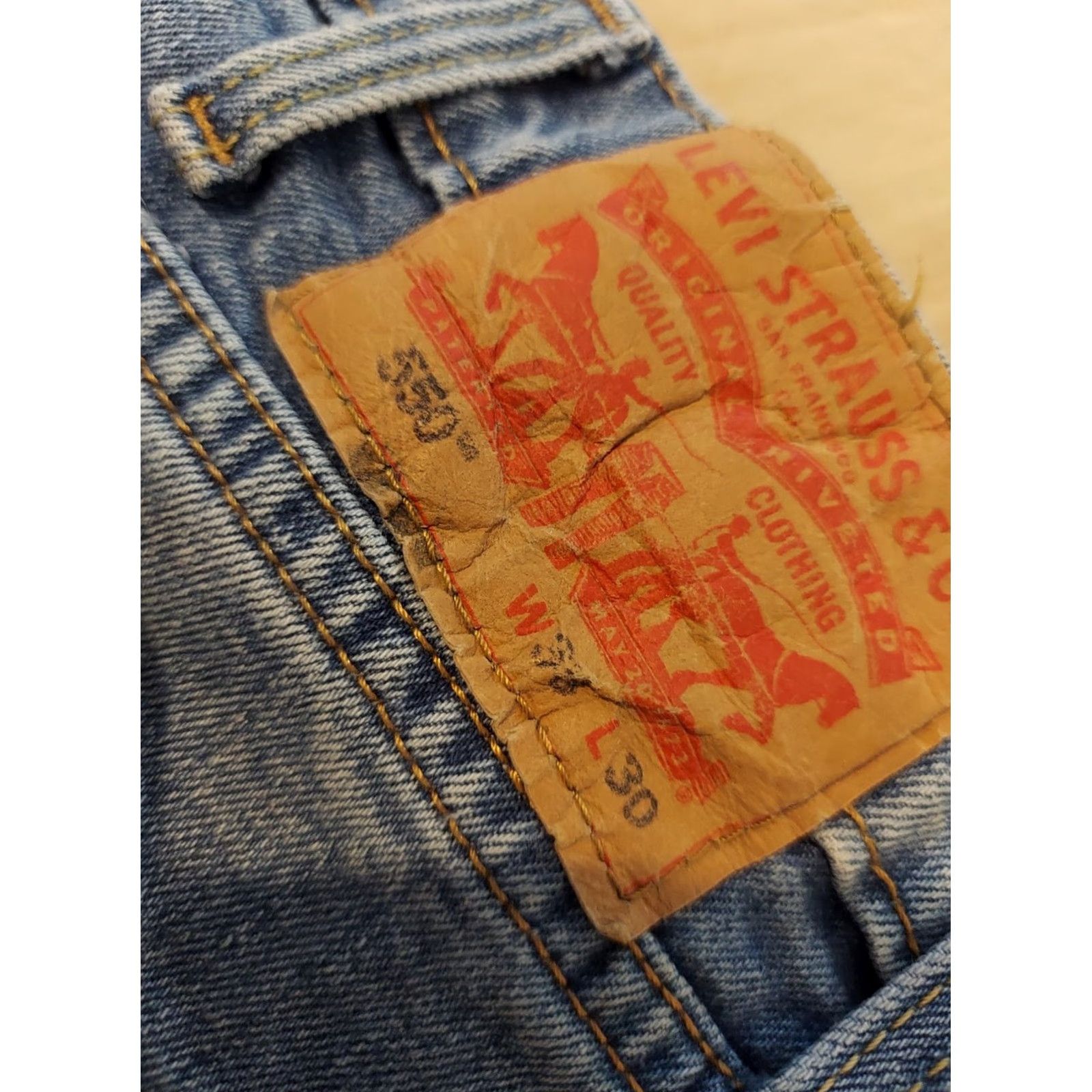 Levi's VINTAGE or RELAXED? LEVI'S 550 Jeans 38x30 38x39 Denim Straight Blue Mens Jeans 550 Levi's Straight Mens 38 Customize Size US 38 / EU 54 - 3 Thumbnail