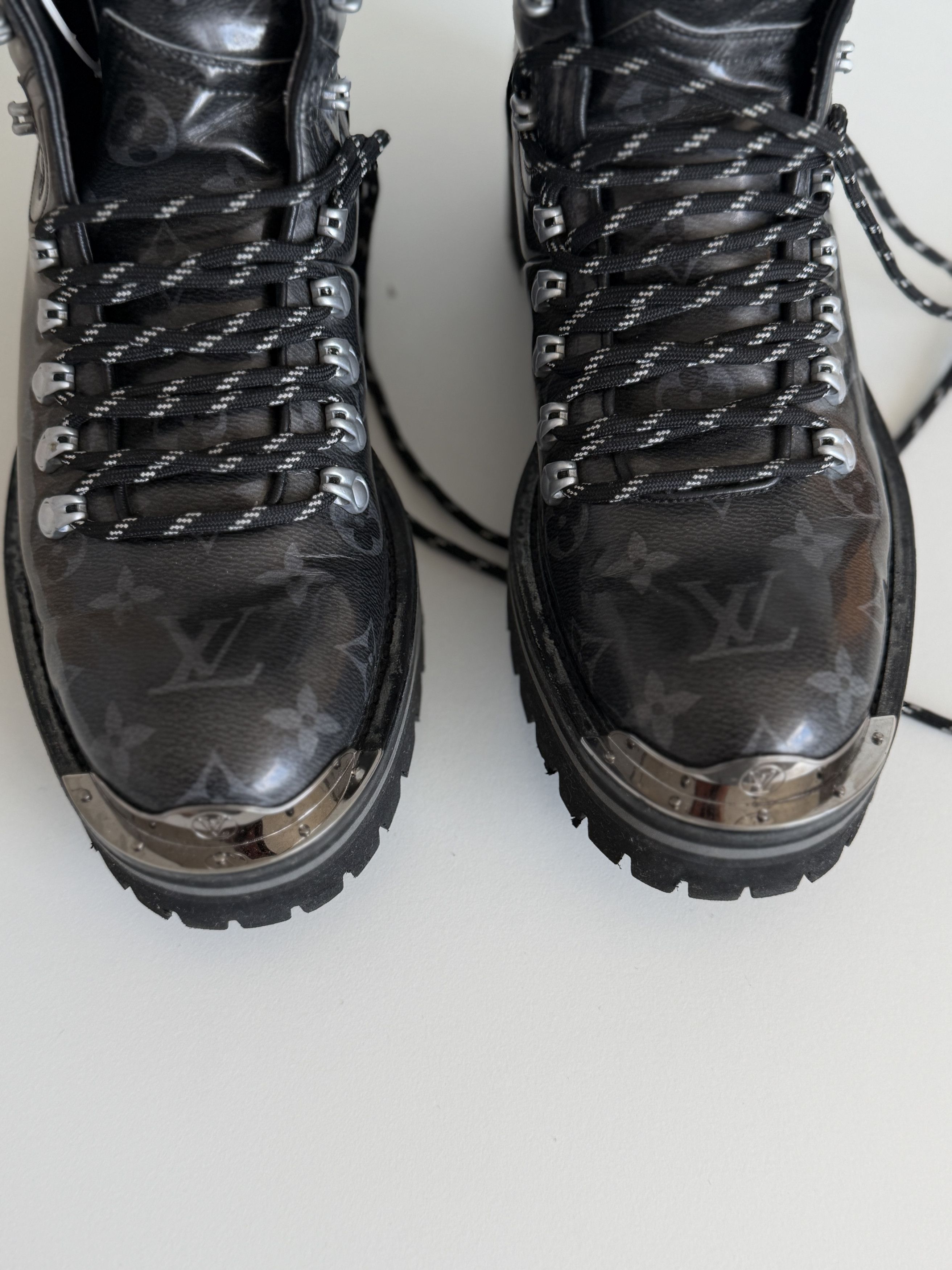 Louis Vuitton Louis Vuitton 6LV Kim Jones Monogram Outland Boots Size US 7.5 / EU 40-41 - 16 Thumbnail