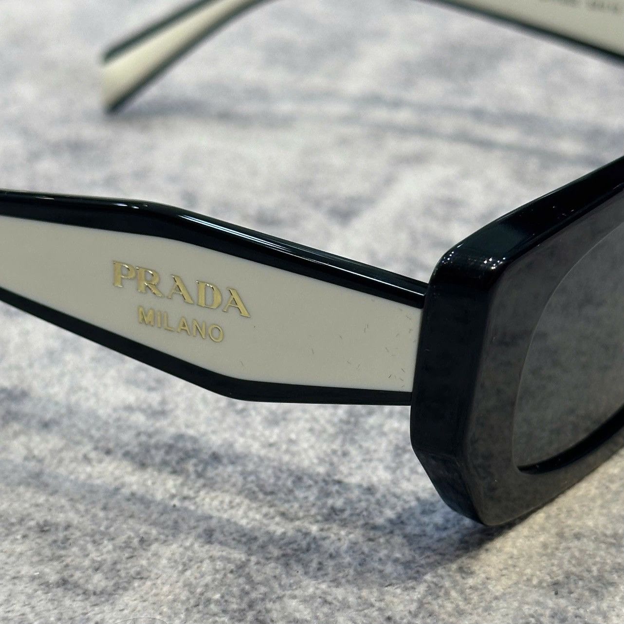 Prada Prada 0PR B05S 09Q08Z Size ONE SIZE - 5 Thumbnail