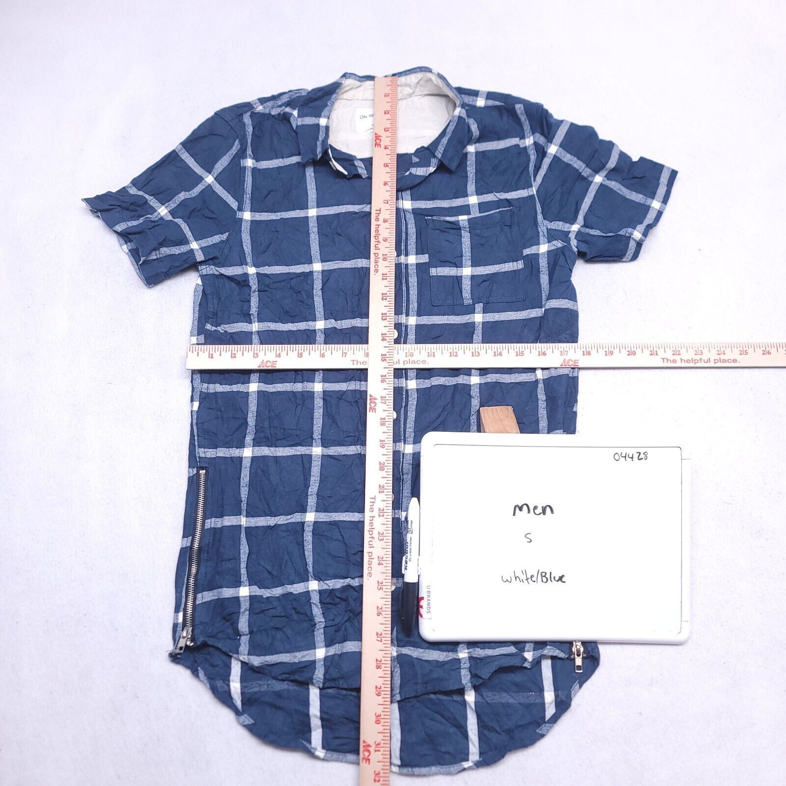 On The Byas On the Byas Tartan Flannel Shirt Mens Size Small Blue White Size US S / EU 44-46 / 1 - 6 Thumbnail