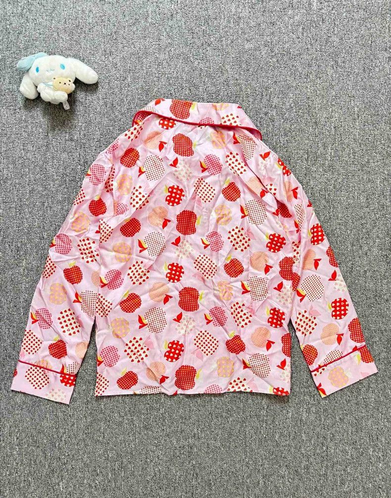 Gucci GucciPink apple full logo silk pajama shirt 2503-Nextarrow Size XS / US 0-2 / IT 36-38 - 2 Thumbnail
