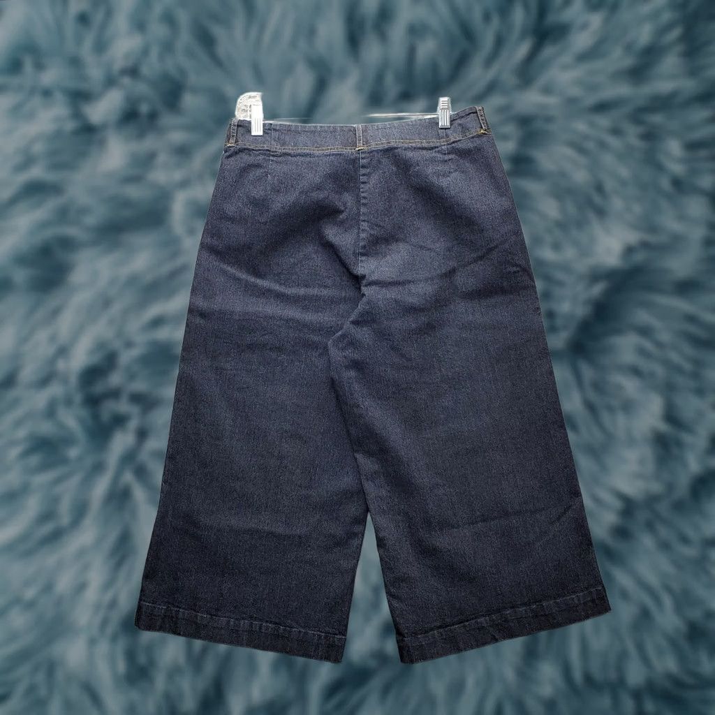 Vintage Josephine Chaus Jeans Capri Womens 10 Blue Denim High Rise Wide Leg 5-Pocket Stretch Cotton Size 32" / US 10 / IT 46 - 1 Thumbnail