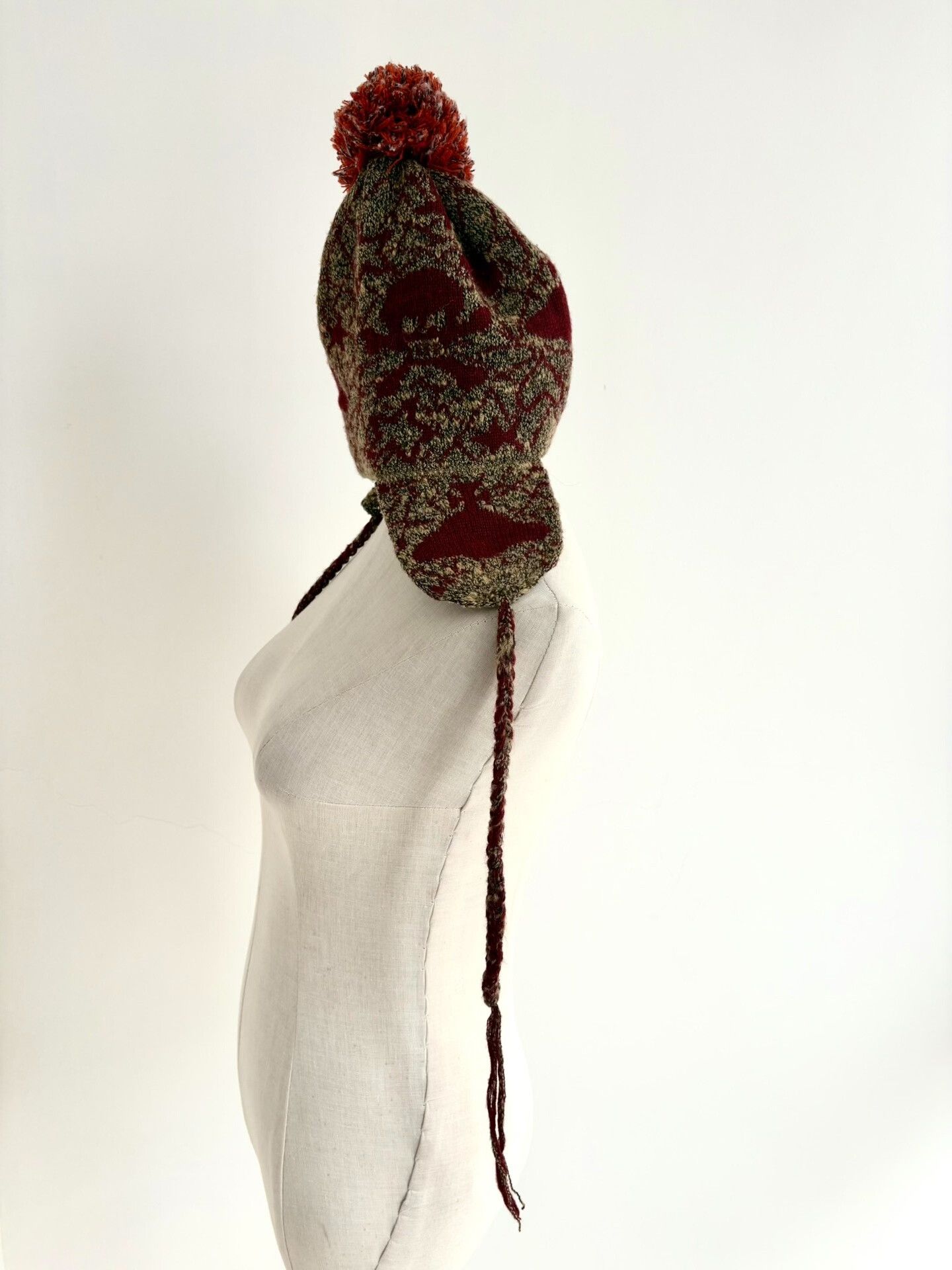 Vivienne Westwood vivienne westwood skull saturn earflap hat Size ONE SIZE - 1 Thumbnail