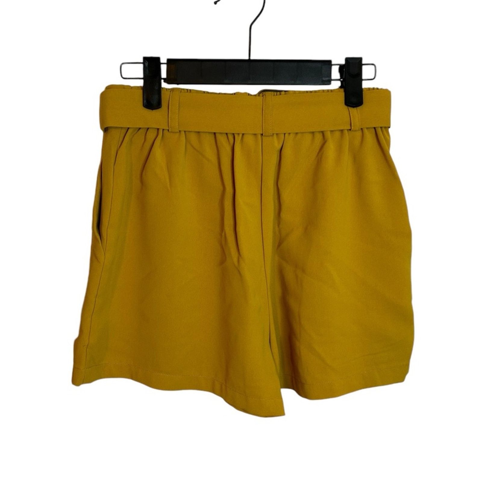 Other Elodie Yellow Pleated Belted Shorts Size 26" / US 2 / IT 38 - 2 Thumbnail