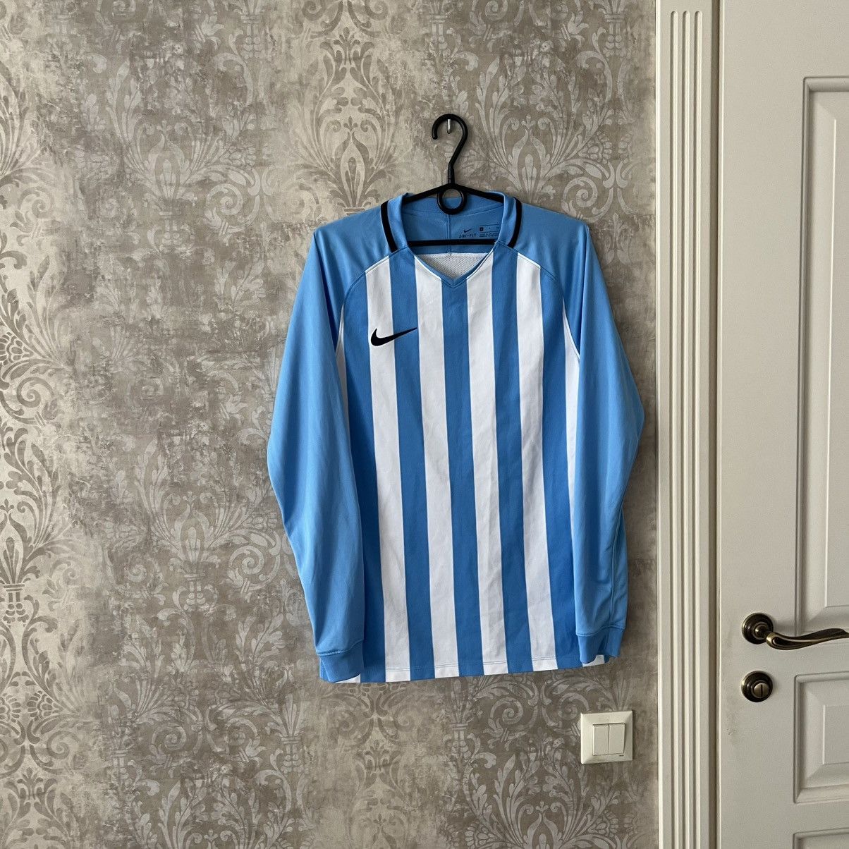 Nike Nike Jersey Long Shirt Tee Football Soccer Size US S / EU 44-46 / 1 - 3 Thumbnail