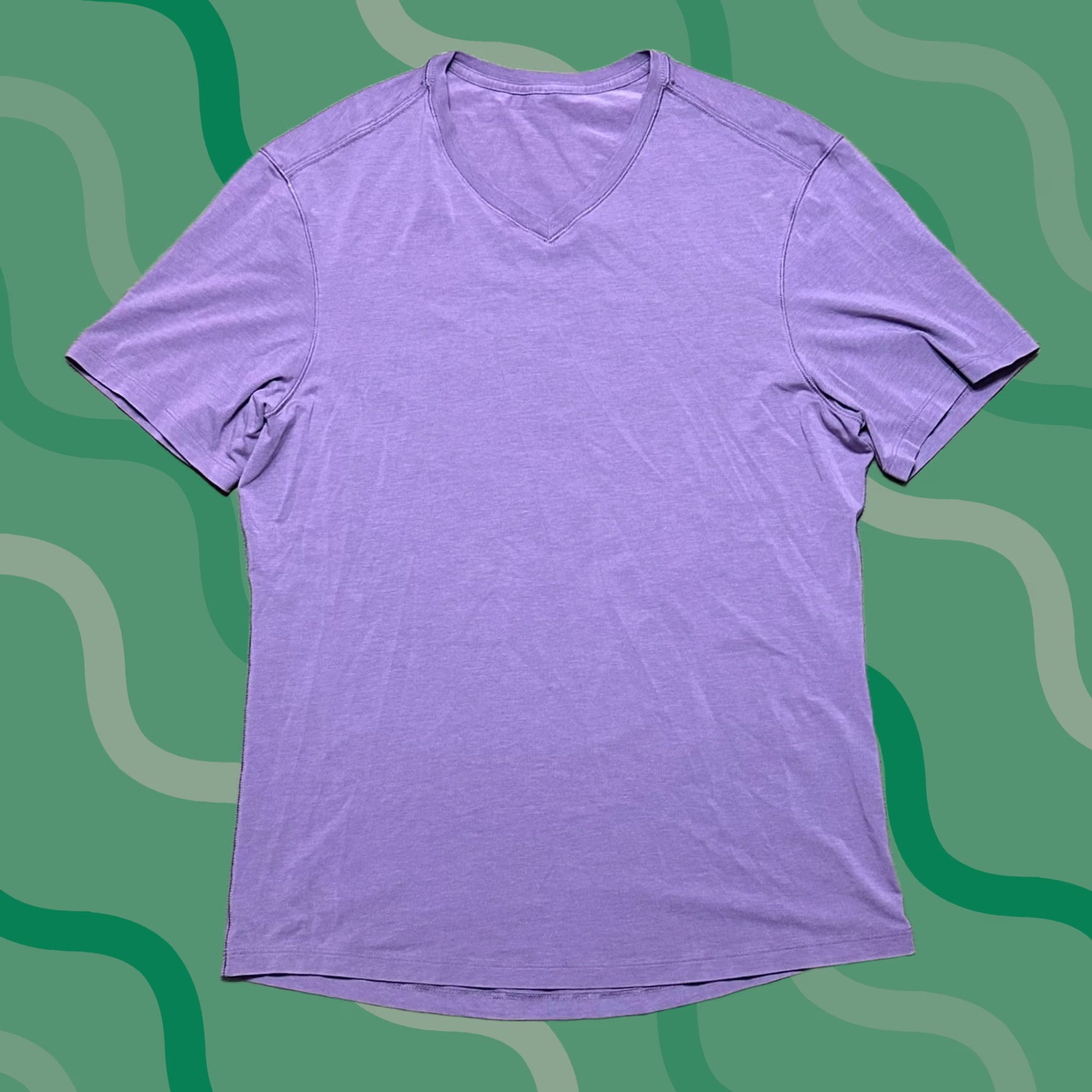 Lululemon Lululemon 5 Year Basic V-Neck T-Shirt Purple Mens Sz M Short Sleeve Activewear Size US M / EU 48-50 / 2 - 1 Thumbnail