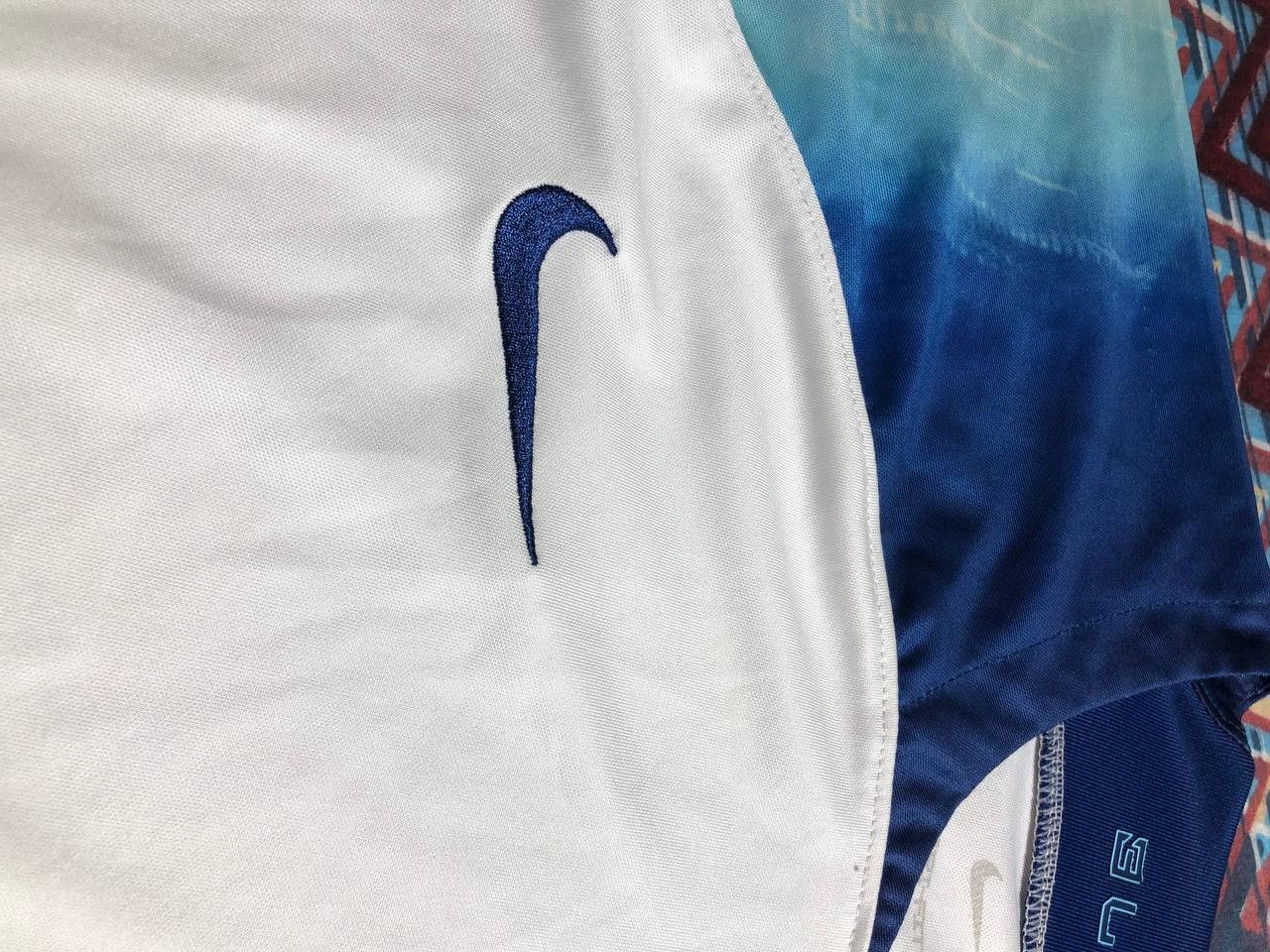 Nike × Vintage 90s Nike Central Swoosh Vintage Y2K Oversized Retro T-Shirt Size US XXL / EU 58 / 5 - 4 Thumbnail