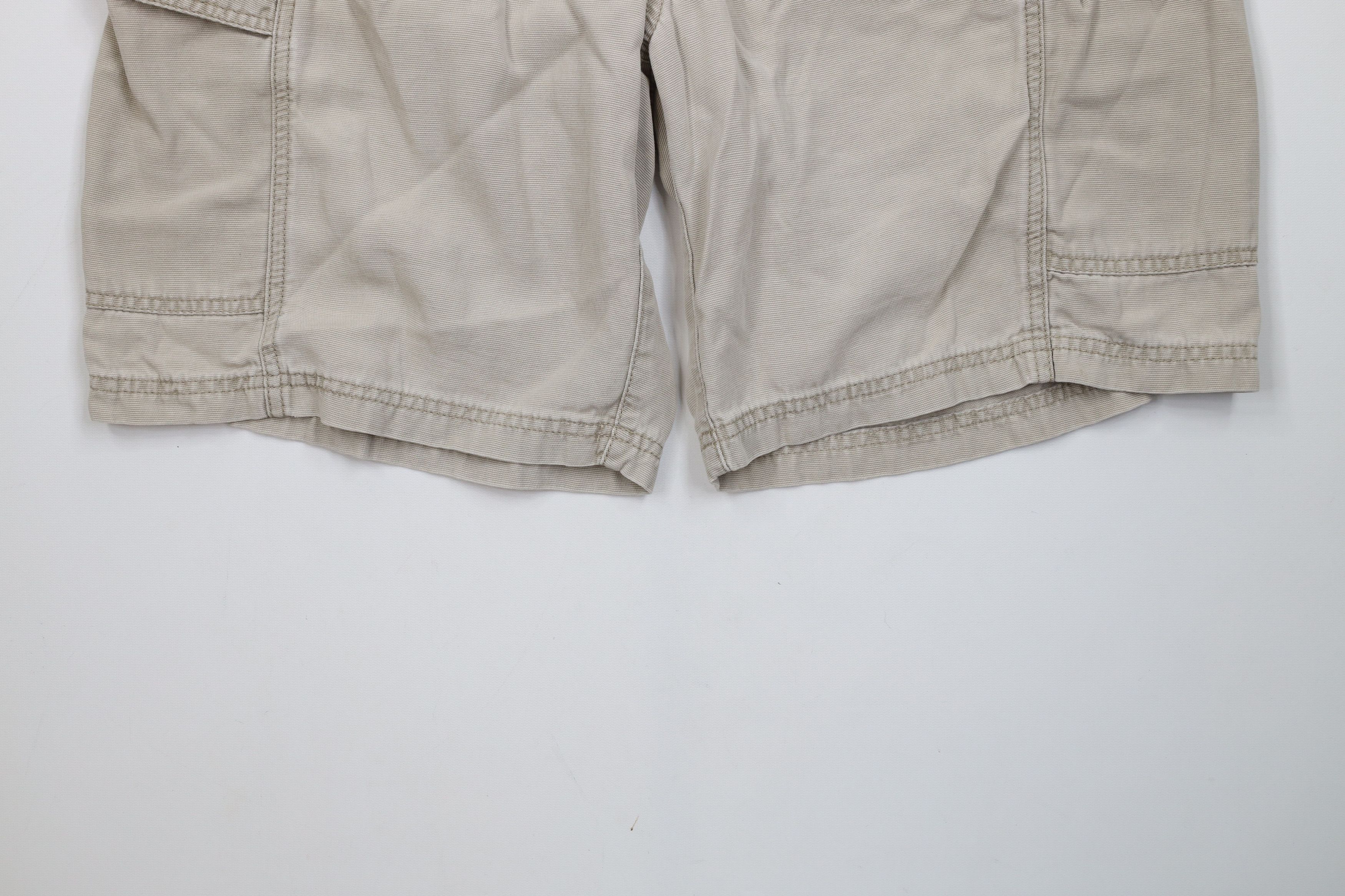 Tommy Bahama Vintage Tommy Bahama Relax Relaxed Fit Cargo Shorts Beige Size US 35 - 4 Thumbnail