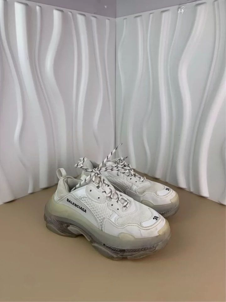 Balenciaga Balenciaga Triples White Mesh Air Cushion Dad Shoes 2502-Ne Size US 5.5 / EU 38 - 2 Thumbnail