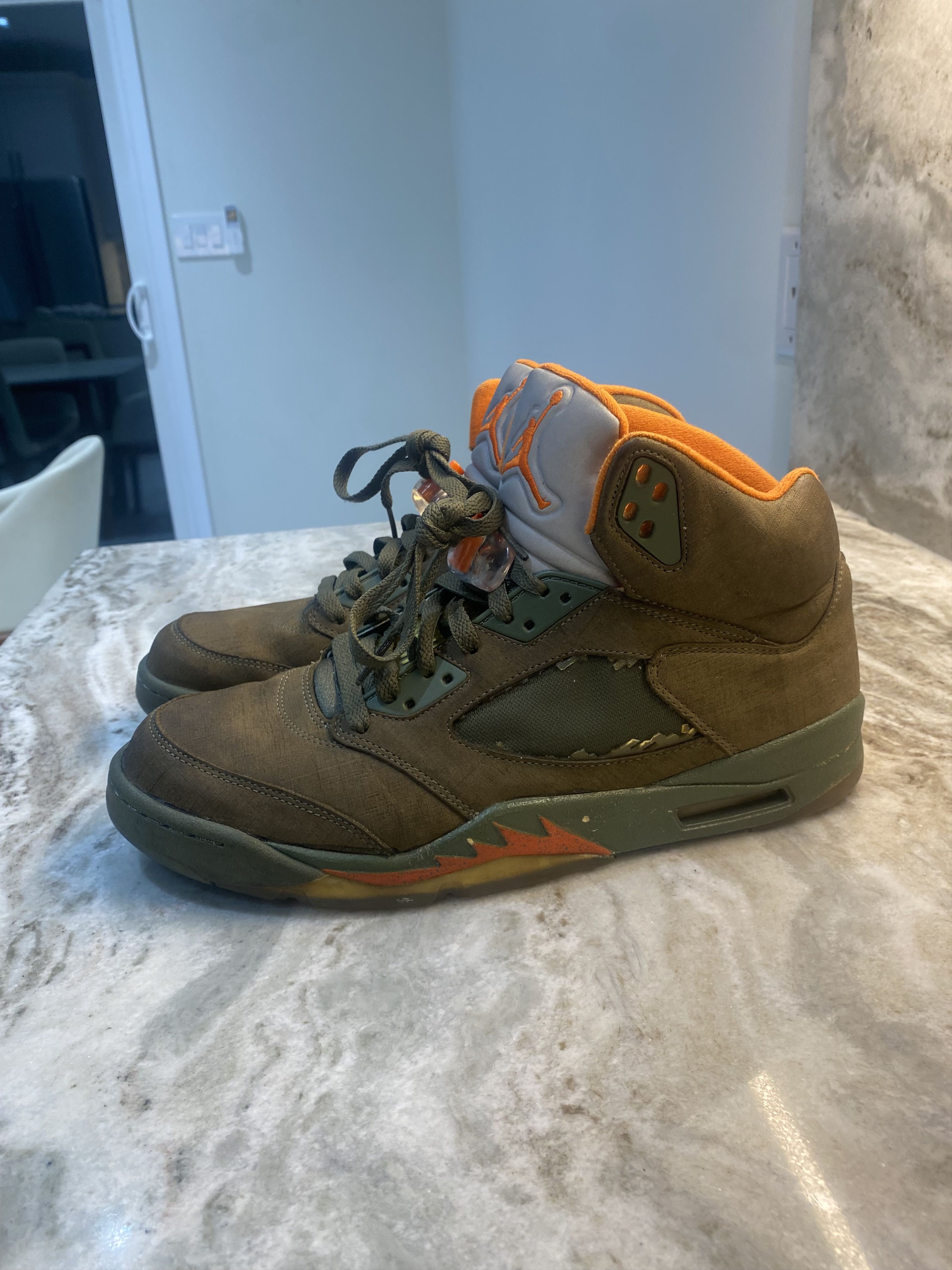 Nike 2006 Air Jordan 5 Retro LS 'Olive' Size US 11.5 / EU 44-45 - 9 Thumbnail