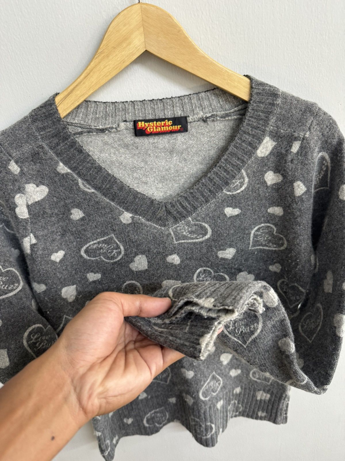 Hysteric Glamour HYSTERIC GLAMOUR LOVE BUZZ LOGO SWEATER Size S / US 4 / IT 40 - 3 Thumbnail