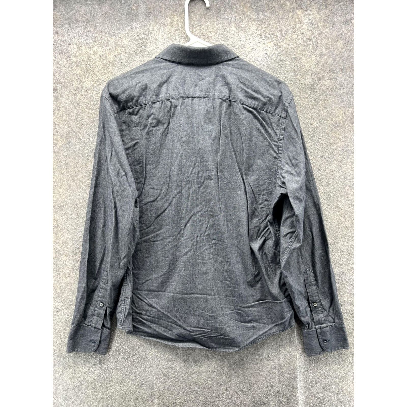 UNTUCKit UNTUCKit Shirt Mens Small Gray Solid Long Sleeve Button Front Casual Woven Size US S / EU 44-46 / 1 - 7 Thumbnail