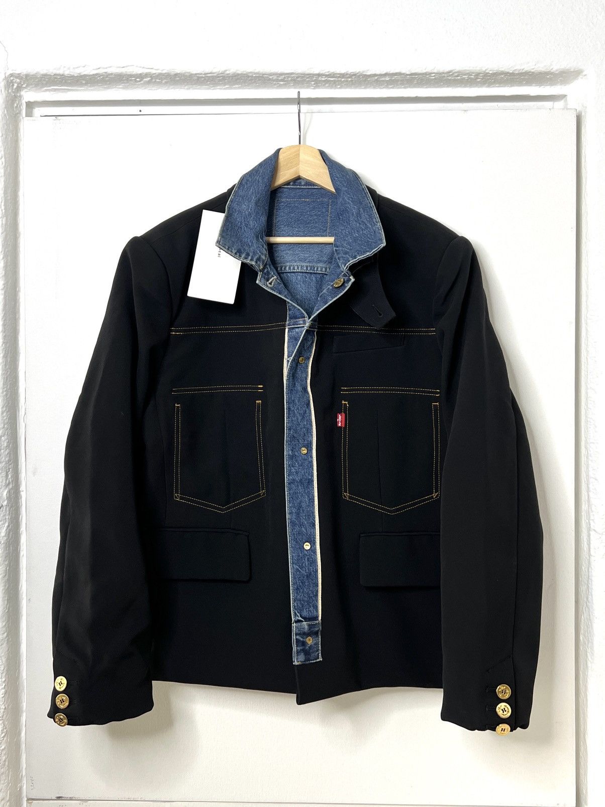Sacai BNWT Levis + Sacai Reversible Blazer Denim Jacket w/ Pins Size US M / EU 48-50 / 2 - 1 Thumbnail
