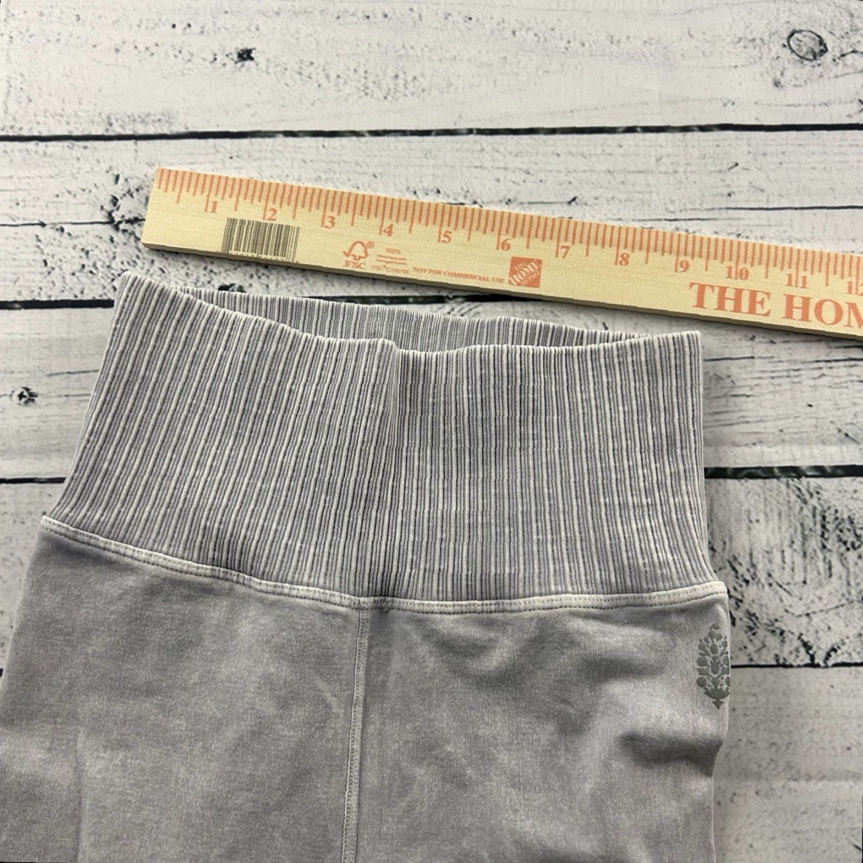 Free People Free People Movement Athletic Yoga Leggings Women's XS/S Gray Leggings Fitness Yoga Activewear Womens XS/S Gray Free People Movement Athletic Leggings Size 28" / US 6 / IT 42 - 4 Thumbnail