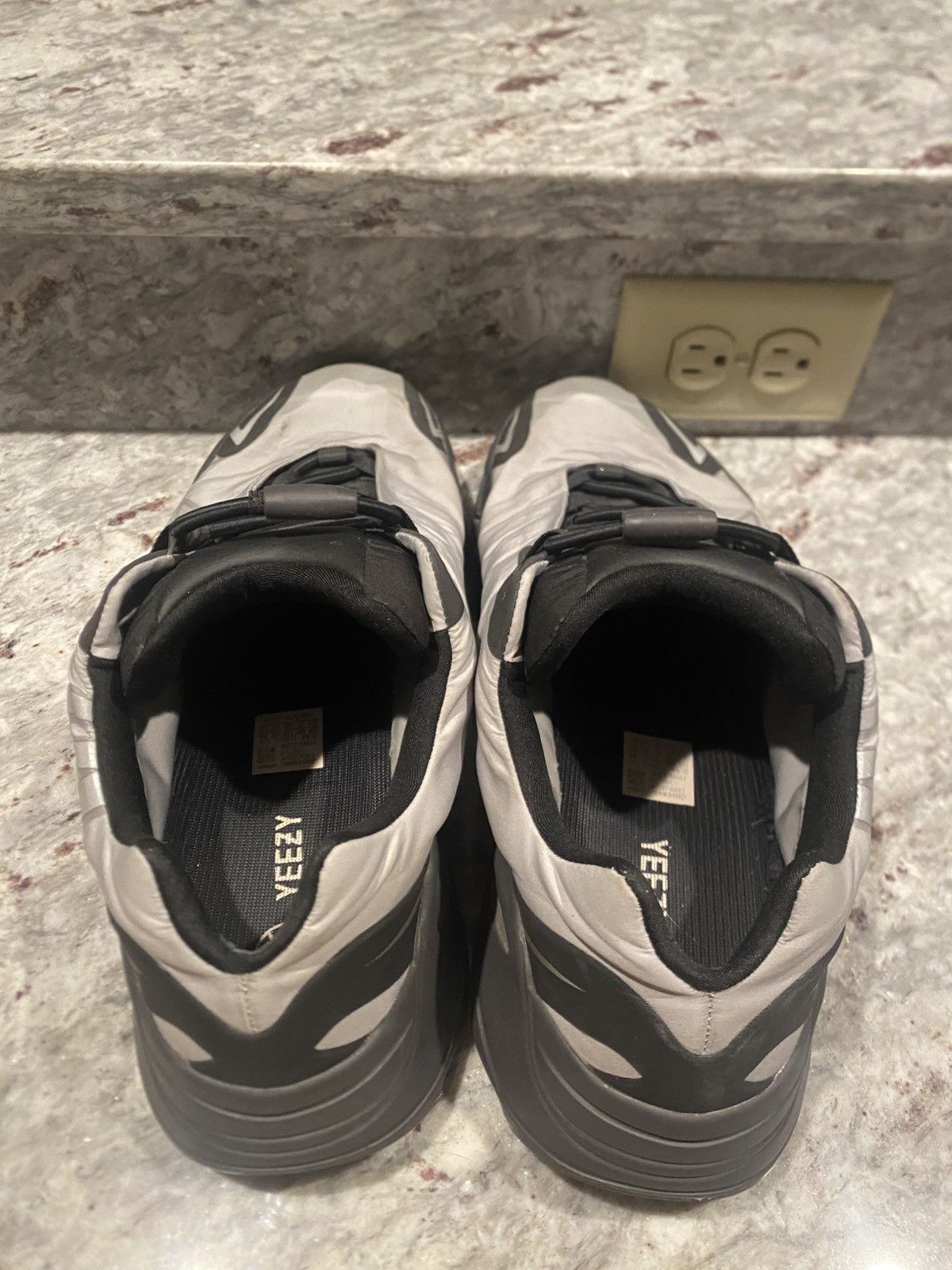 Yeezy Gray Yeezy 700 MNVN Geode Size US 14 / EU 47 - 4 Thumbnail