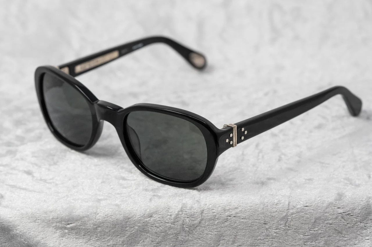 Ann Demeulemeester Ann Demeulemeester Sunglasses Oval Black and Grey Size ONE SIZE - 1 Thumbnail