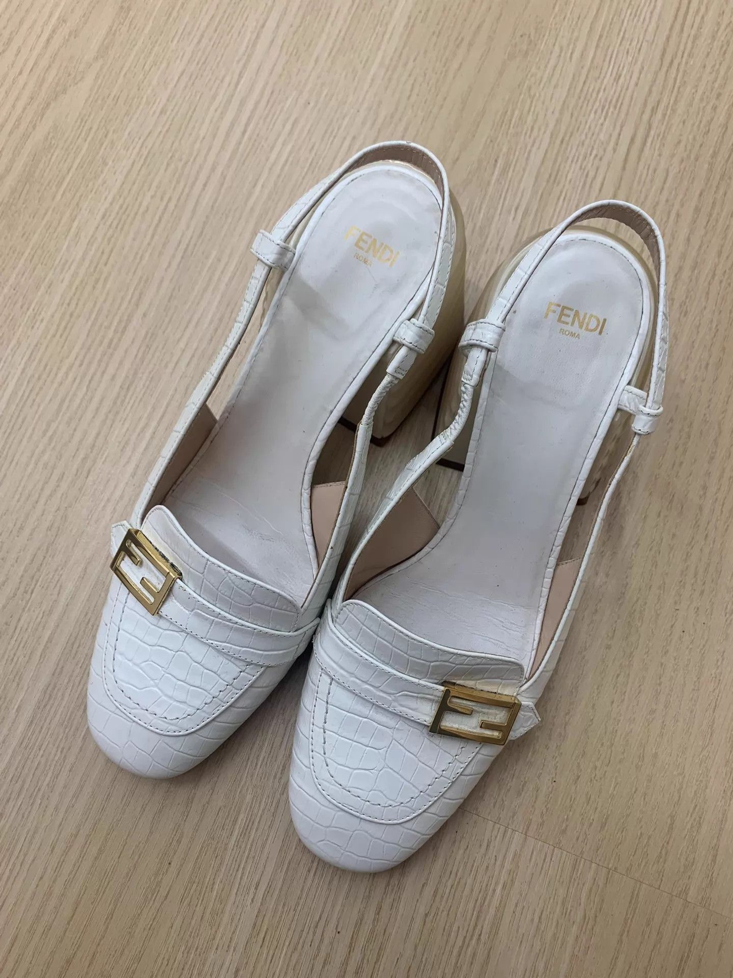 Fendi Fendi white croc embossed gold buckle block heel 38 new Size US 7.5 / IT 37.5 - 1 Thumbnail