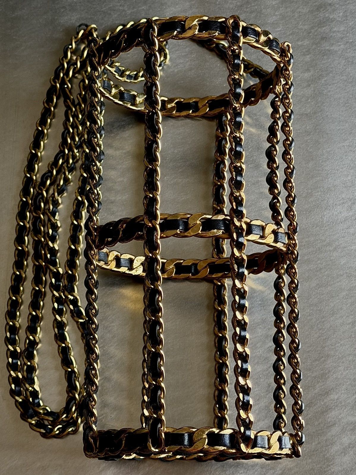 Chanel Chanel - Karl Lagerfeld - 1994 - Chain Link Bottle Holder Size ONE SIZE - 3 Thumbnail