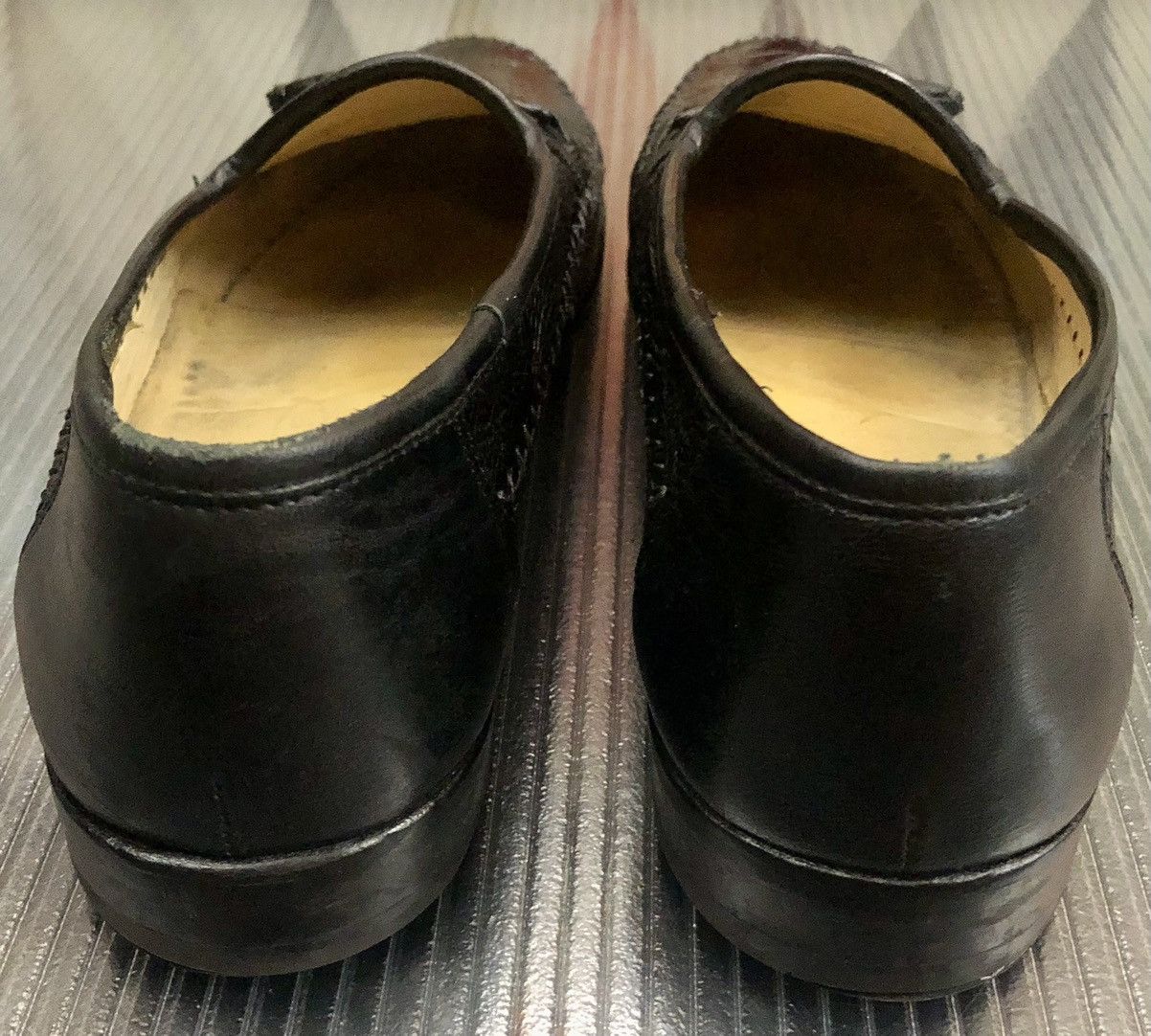 Zelli Roma black ostrich leg tasseled loafer 9.5 M