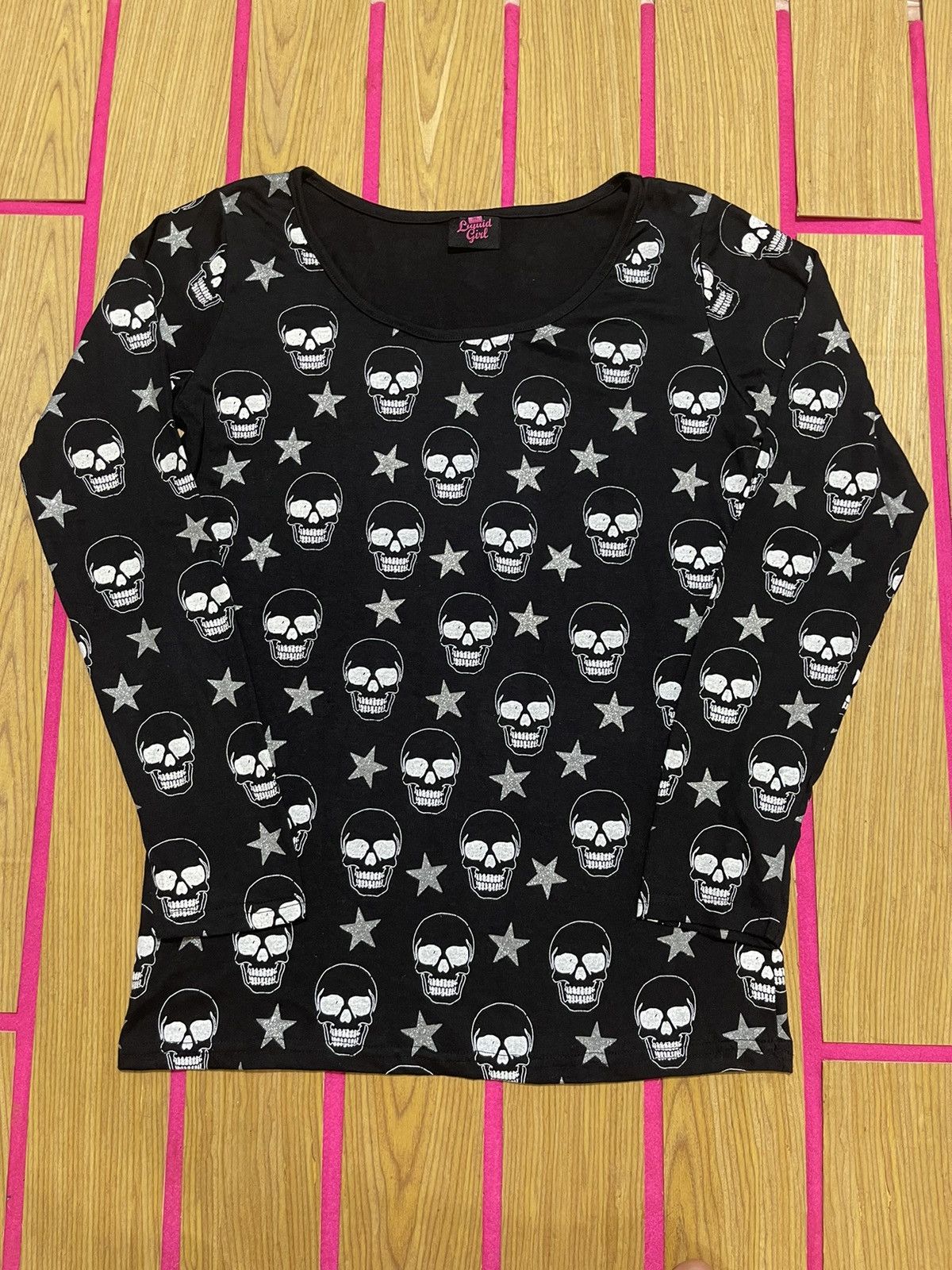 If Six Was Nine Y2K LIQUID GIRL long sleeve tshirt skull pull print style Size US M / EU 48-50 / 2 - 1 Thumbnail