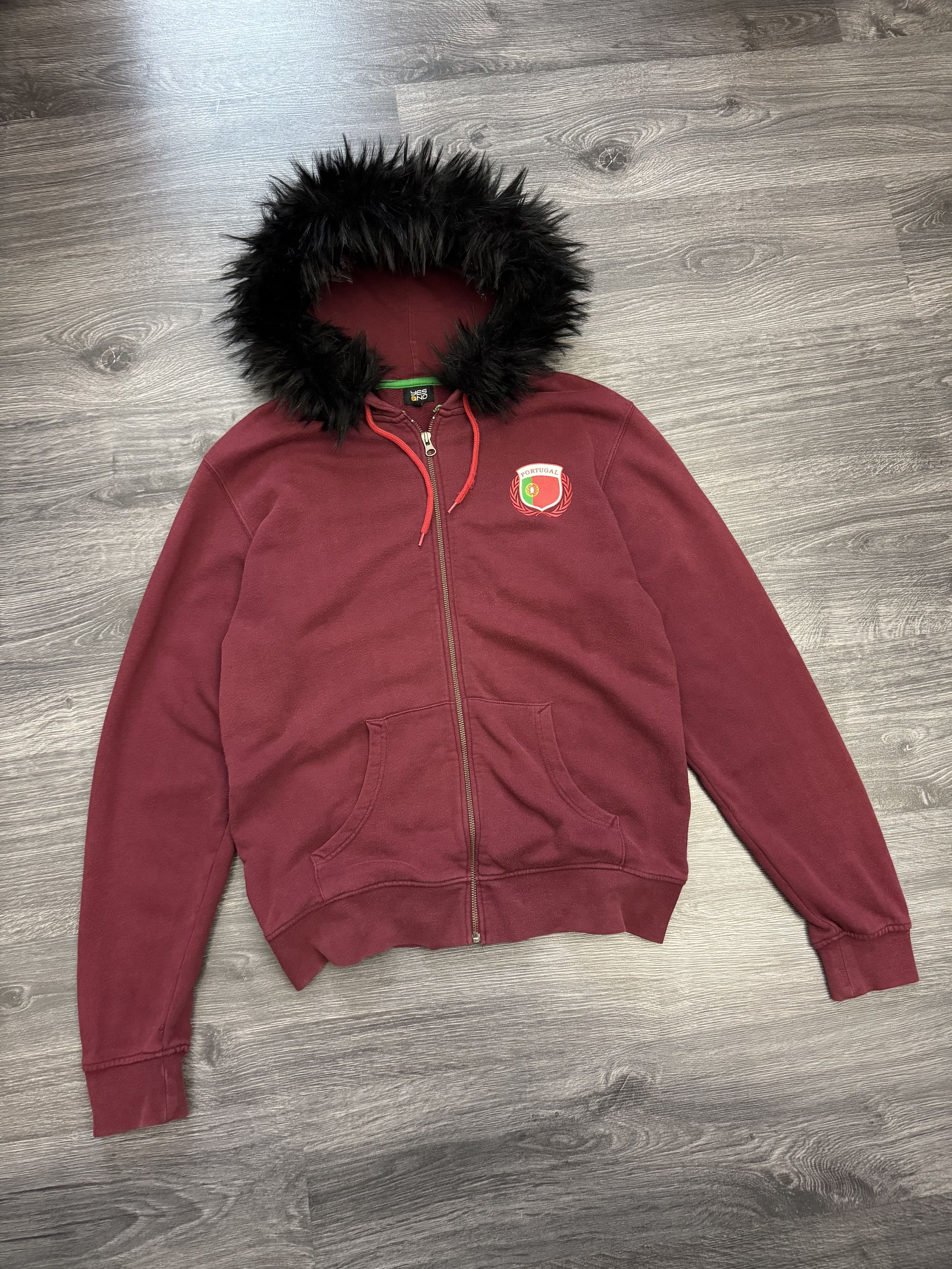 Vintage Vintage Y2K Portugal National Team Zipper Fur hoodie Size US L / EU 52-54 / 3 - 5 Thumbnail
