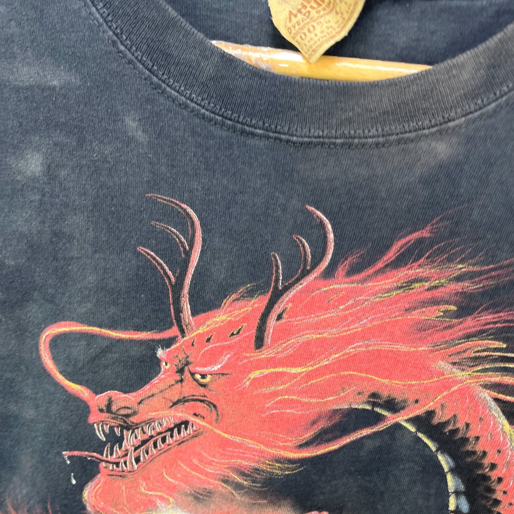 The Mountain VINTAGE The Mountain Dragon Flames Y2K Skater Mountain Graphic Shirt Large Size US L / EU 52-54 / 3 - 3 Thumbnail