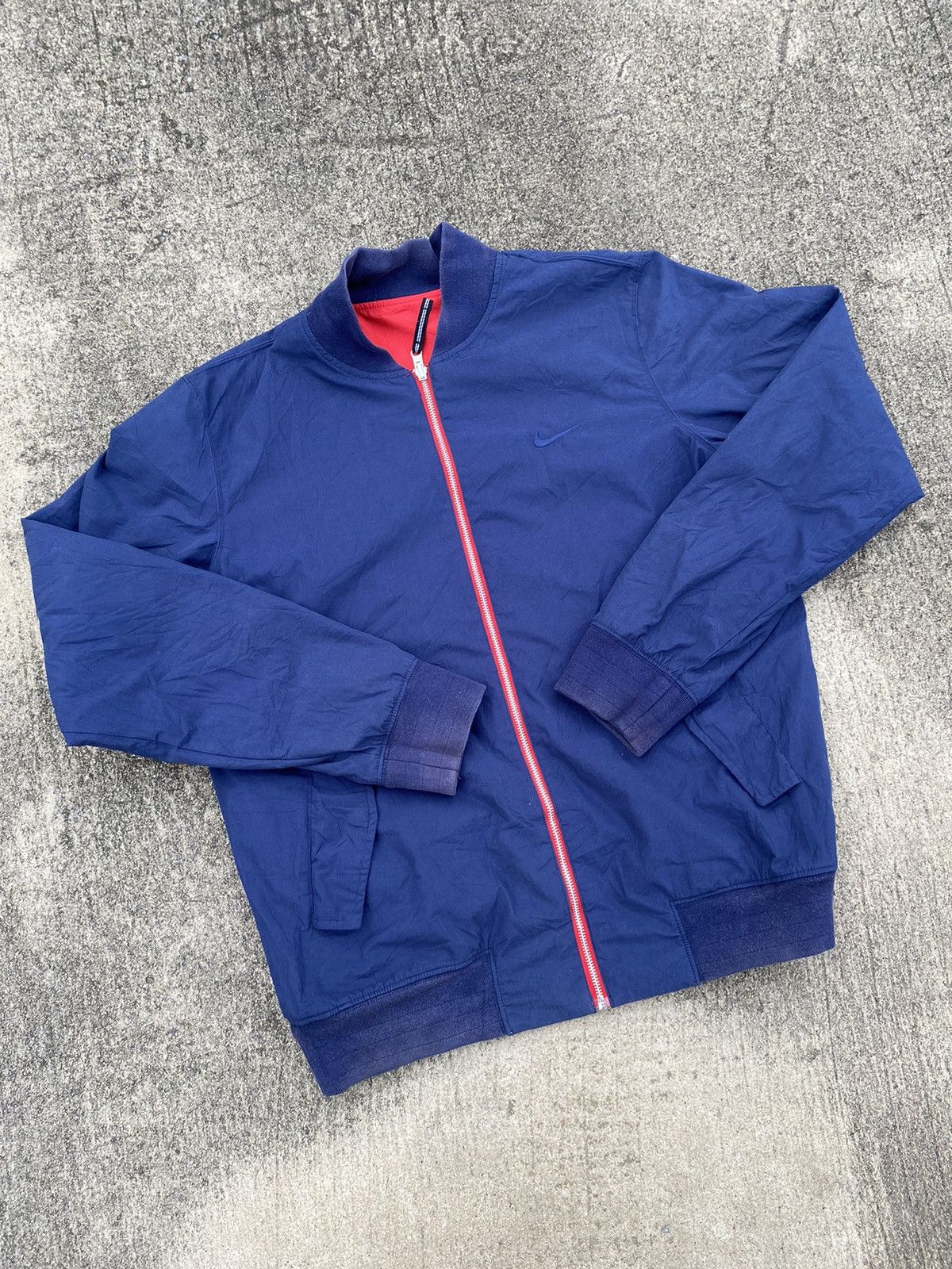 Nike Vintage FCB Nike Swoosh Windbreaker Jacket Size US L / EU 52-54 / 3 - 8 Thumbnail