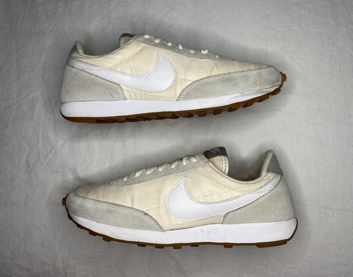 Nike Nike Daybreak Pale Ivory Gray Size 9 Shoes Sneakers Size US 9 / IT 39 - 2 Thumbnail