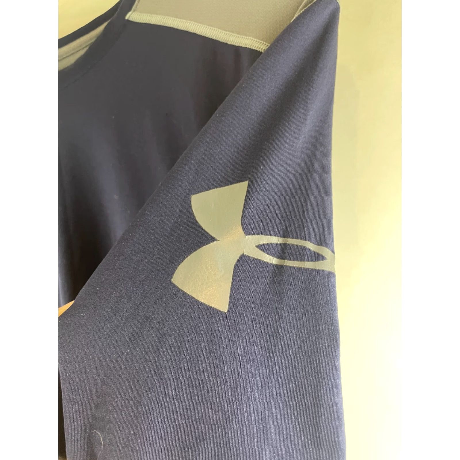 Under Armour Under Armour Workout Shirt Men's Small Blue Gray Fitted HeatGear Long Sleeve Crew Neck Pullover Size US S / EU 44-46 / 1 - 5 Thumbnail