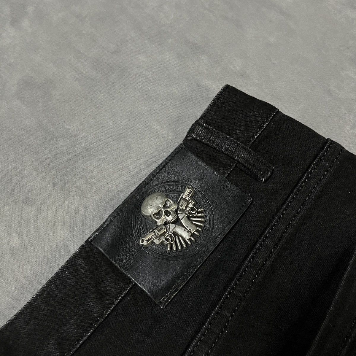 Japanese Brand 2000s Crystal Rhinestone Skull Black Denim Punk Gothic Jeans Size US 38 / EU 54 - 10 Thumbnail