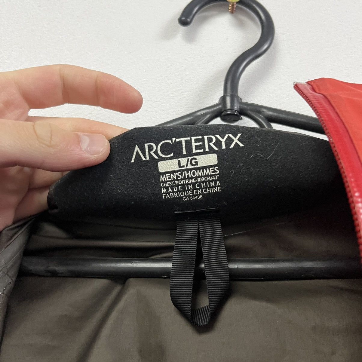 Arc'teryx Men's Arcteryx Beta Gore-Tex Jacket Size US L / EU 52-54 / 3 - 11 Thumbnail