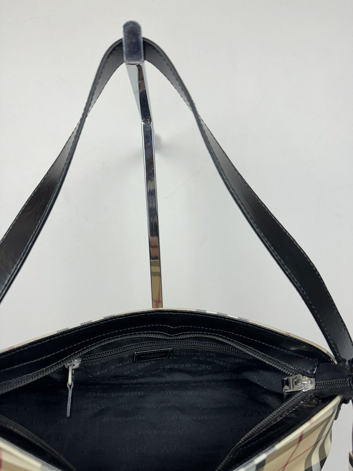 Burberry Leather shoulder bag Burberry original luxury casual item Size ONE SIZE - 3 Thumbnail