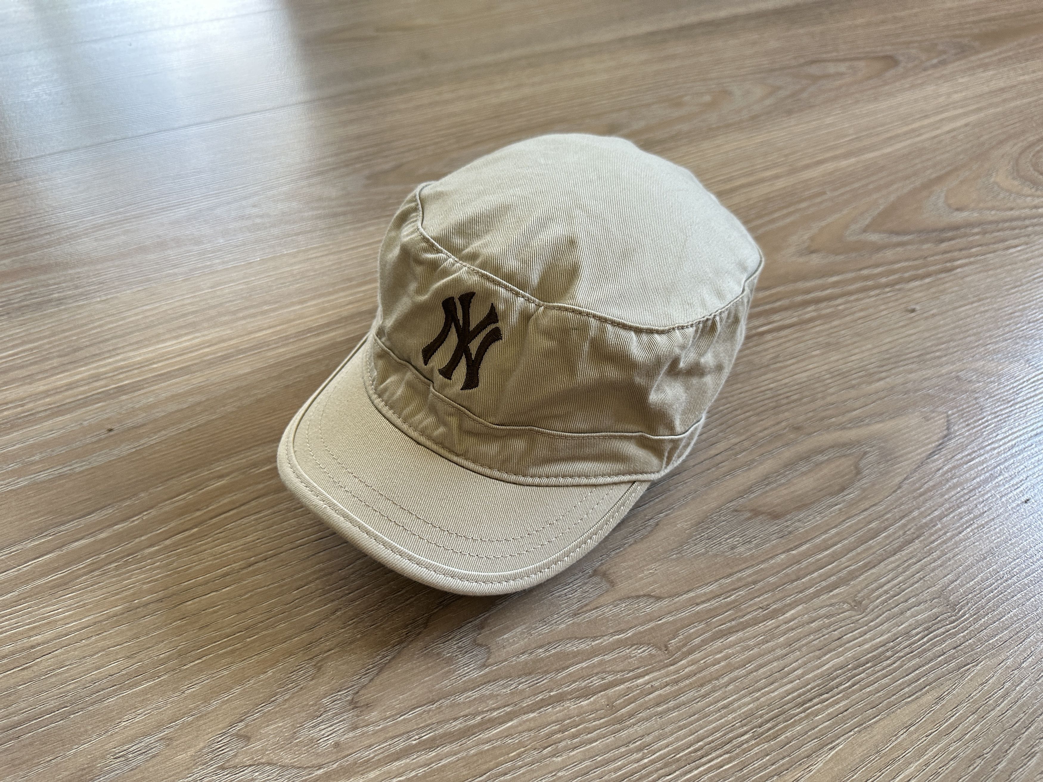 New York Yankees Vintage New York Yankees Baseball Cap Size ONE SIZE - 2 Thumbnail
