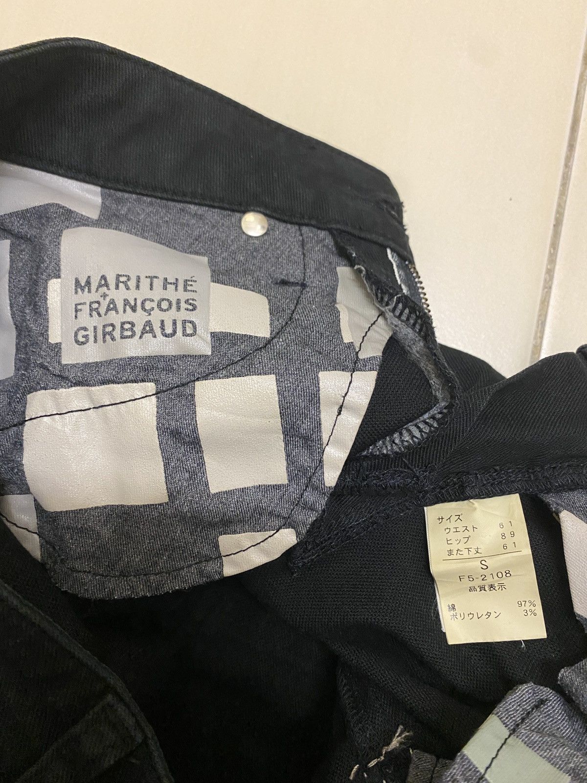 Marithe + Francois Girbaud MFG 3quaters / Crop Black Jeans Size 28" / US 6 / IT 42 - 6 Thumbnail