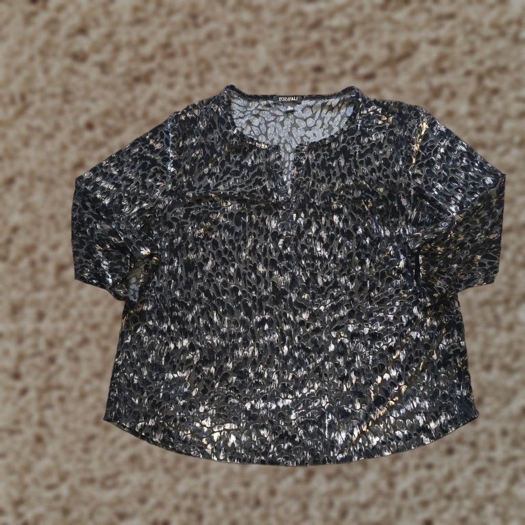 Velvet Roz Ali Top Womens Large Black Velvet Burnout Sheer 3/4 Sleeve Casual Capsule Size L / US 10 / IT 46 - 1 Thumbnail