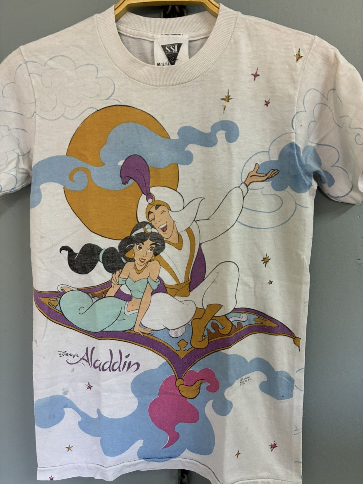 Disney Vintage 90s Aladdin AOP boys t shirt Size US XXS / EU 40 - 3 Thumbnail