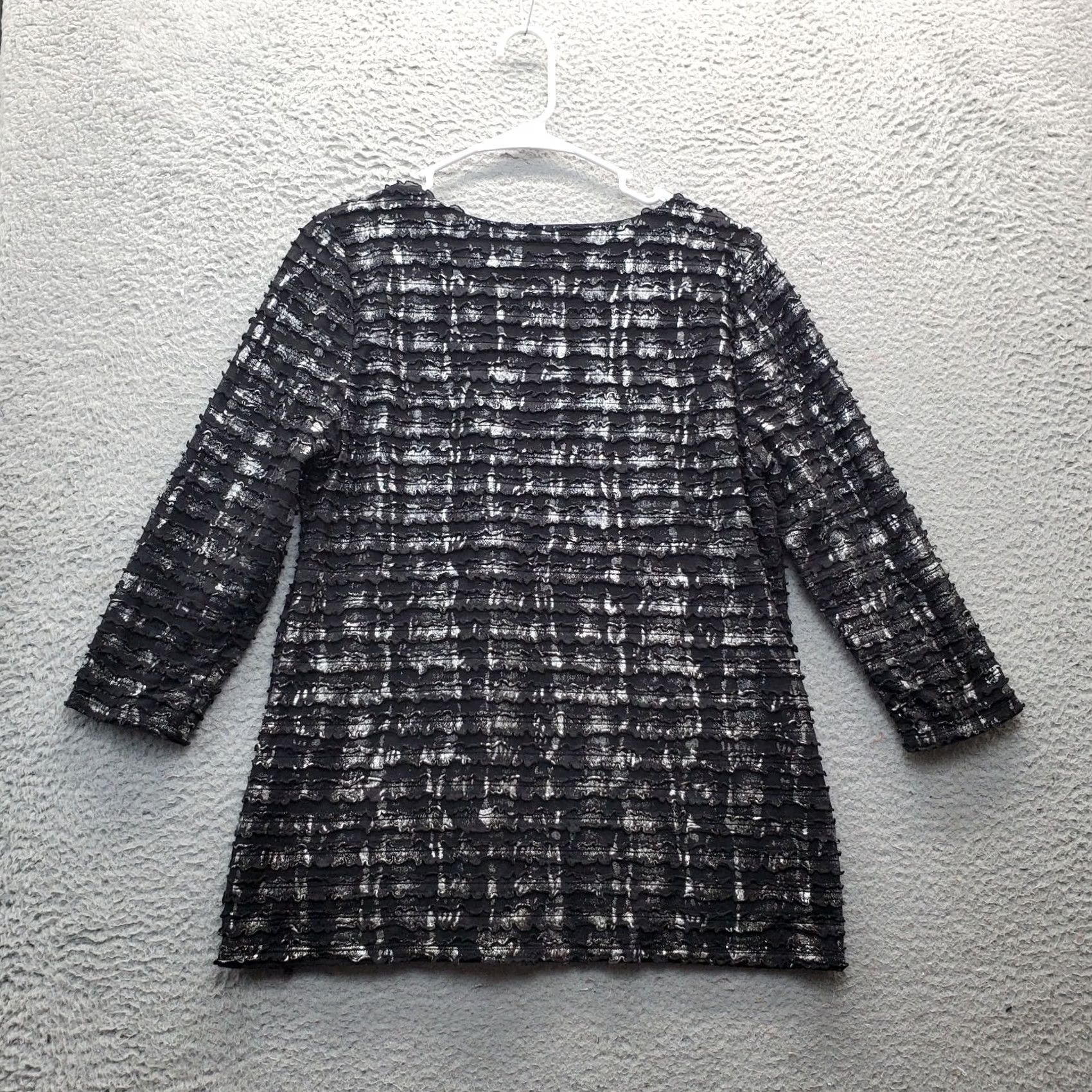 Laura Ashley Laura Ashley Blouse Womens Medium Black Lined Ruffle 3/4 Sleeve Round Neck Shirt Womens Size M Black Blouse Size M / US 6-8 / IT 42-44 - 2 Thumbnail