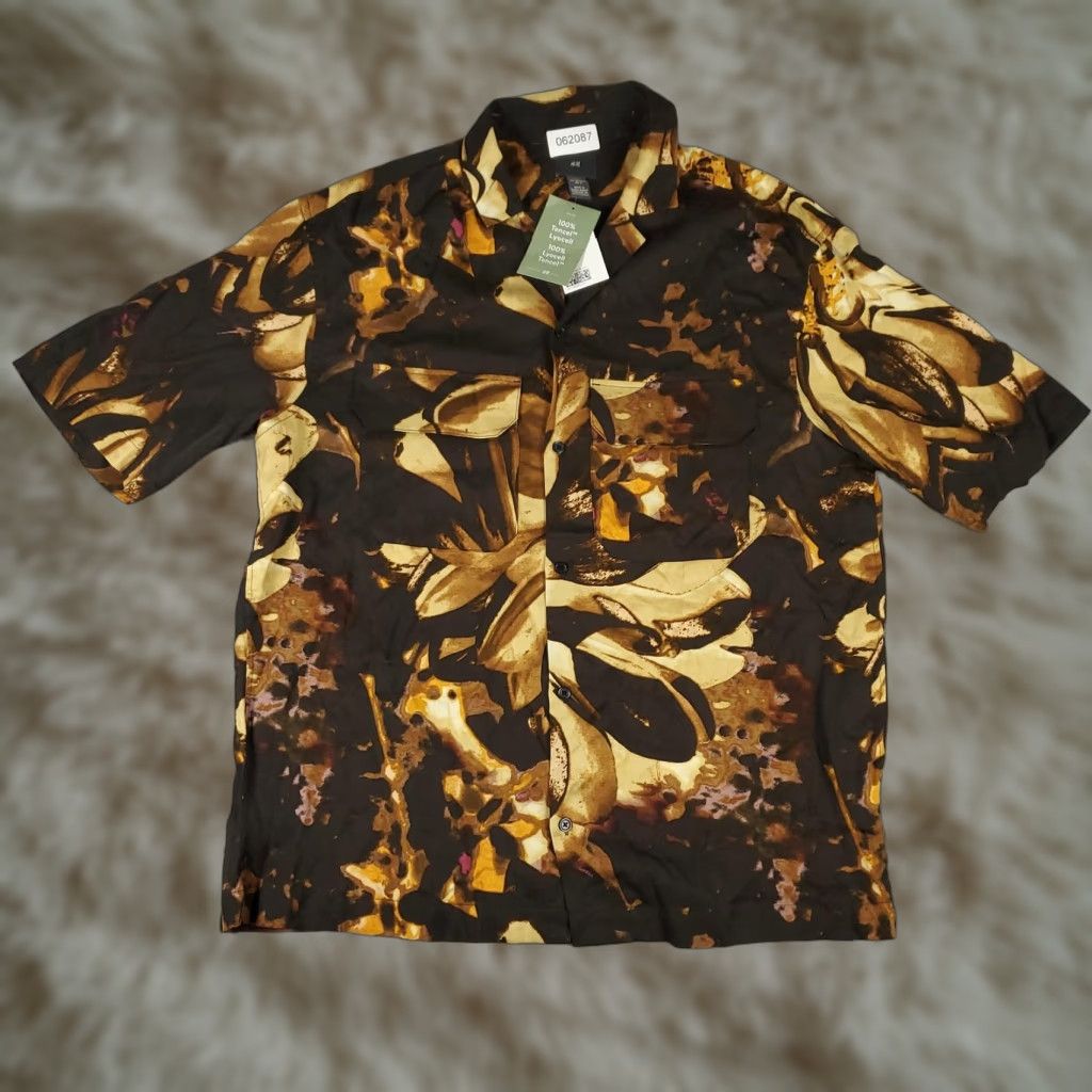 H&M H&M Mens Large Floral Hawaiian Button Up Shirt Lyocell Short Sleeve Pockets Size US L / EU 52-54 / 3 - 1 Thumbnail