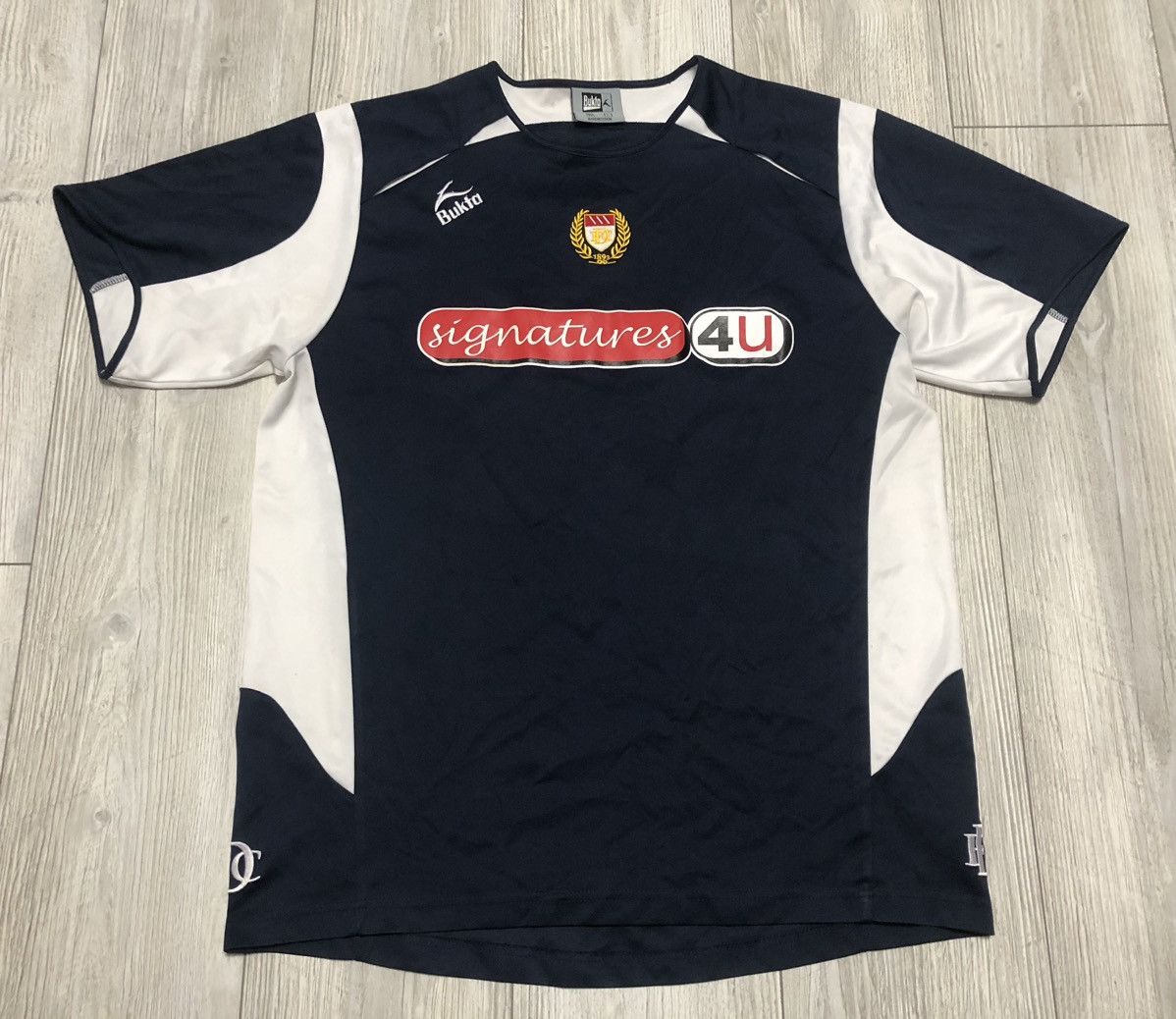 Vintage DUNDEE 2006-07 HOME SHIRT BUKTA JERSEY SOCCER SIZE L Size US L / EU 52-54 / 3 - 1 Thumbnail