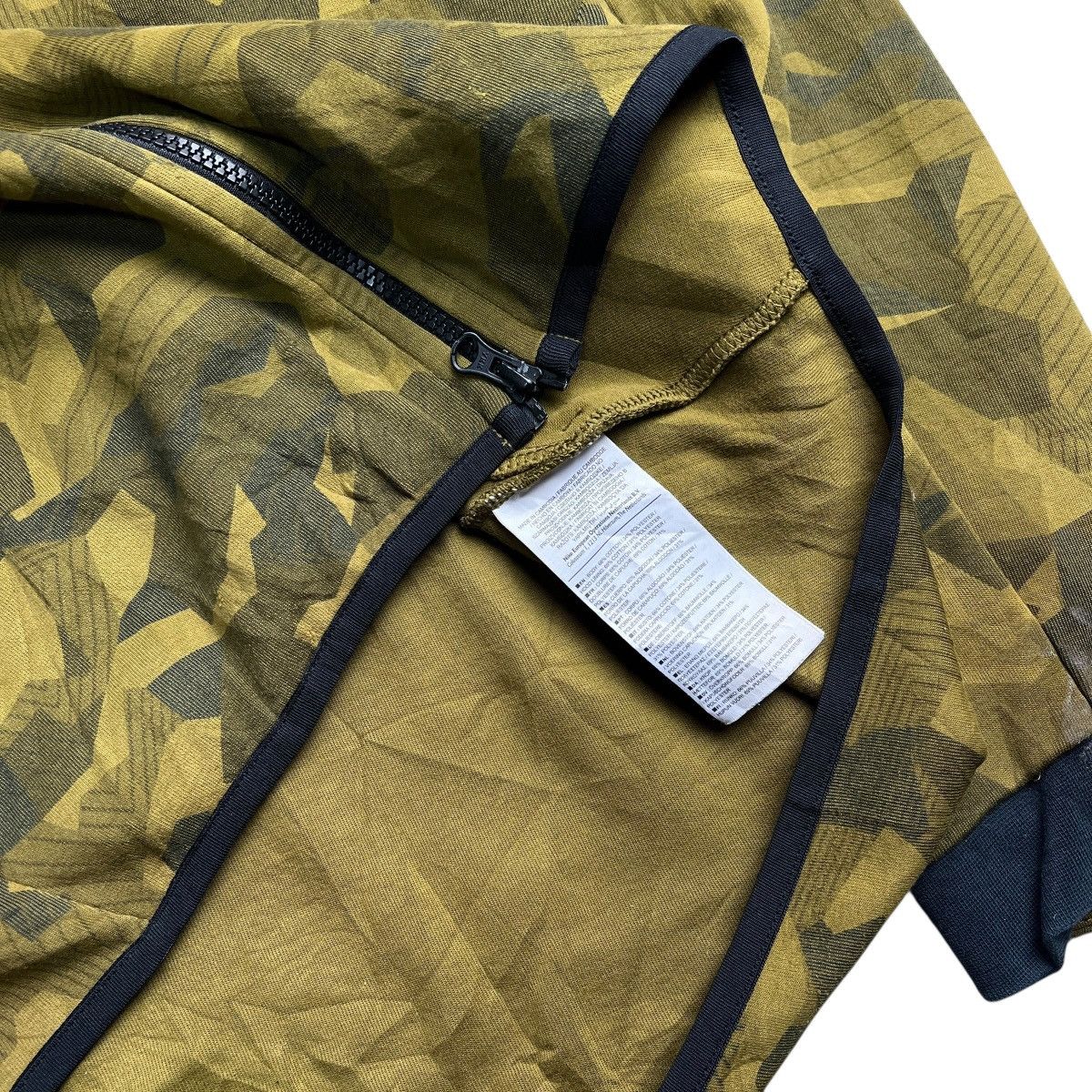 Nike Nike Tech Fleece Green Camo Size US XXL / EU 58 / 5 - 4 Thumbnail