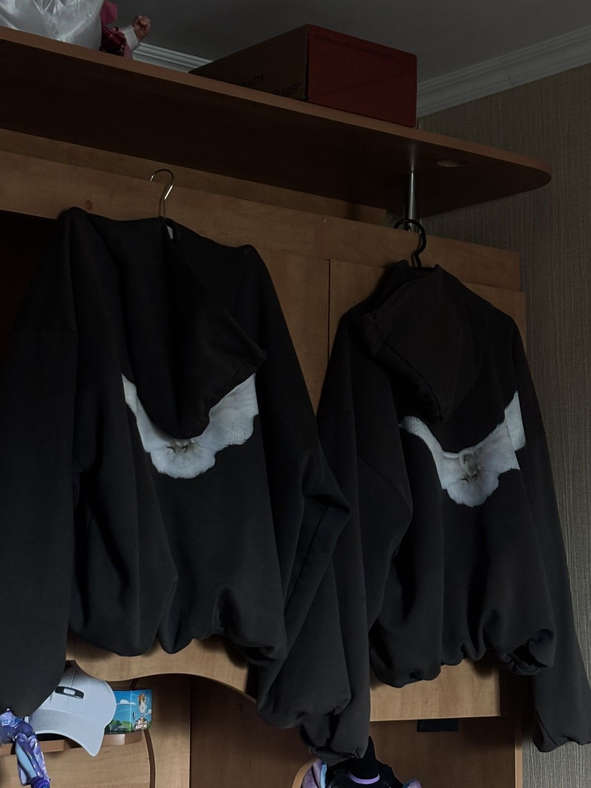 Balenciaga × Gap × Yeezy YEEZY GAP BALENCIAGA HOODIE S SIZE FIT M-L Size US S / EU 44-46 / 1 - 22 Thumbnail