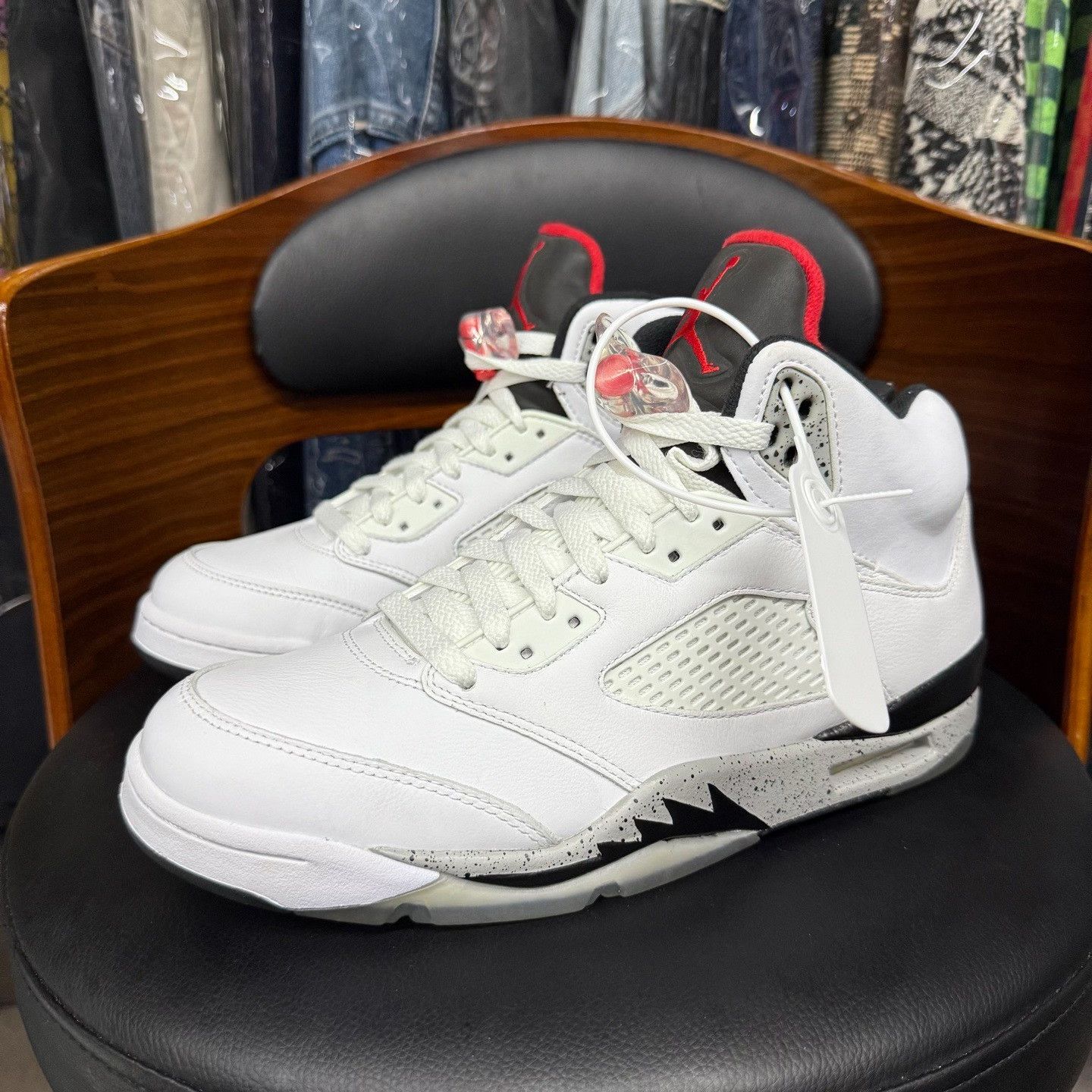 Nike Nike AJ5 White Lowtop Sneakers 9 Men Size US 9 / EU 42 - 1 Thumbnail