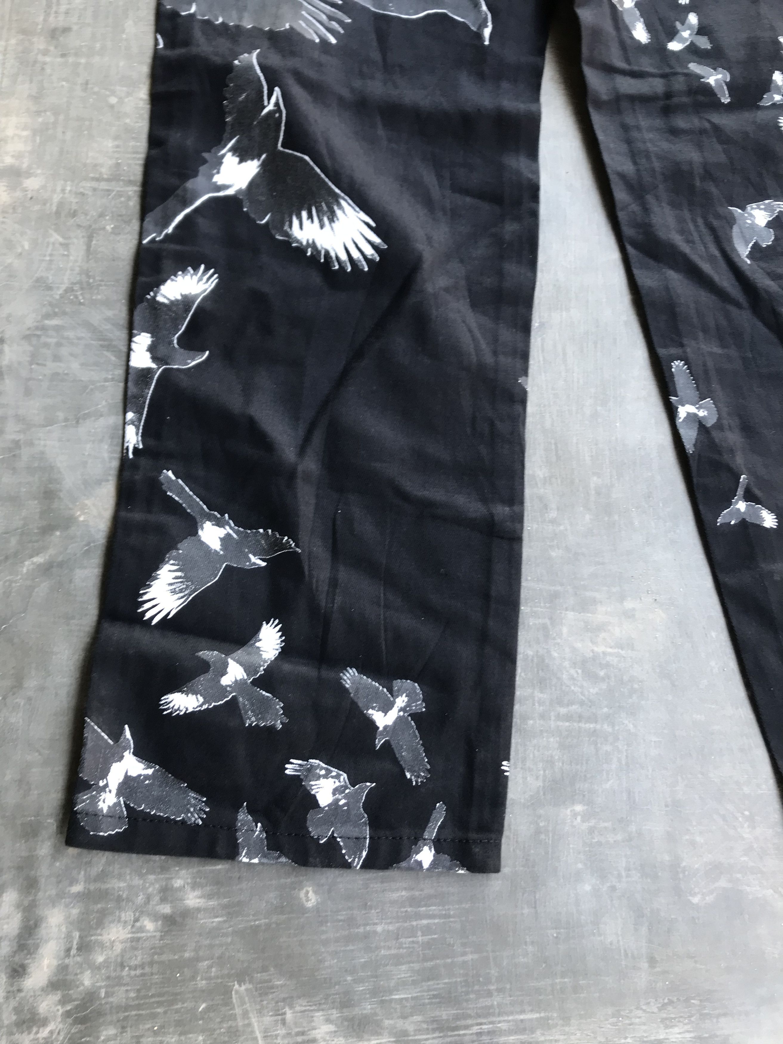 Dexter Wong 90s Dexter Wong All-Over Flying Birds Print Size US 28 / EU 44 - 16 Thumbnail