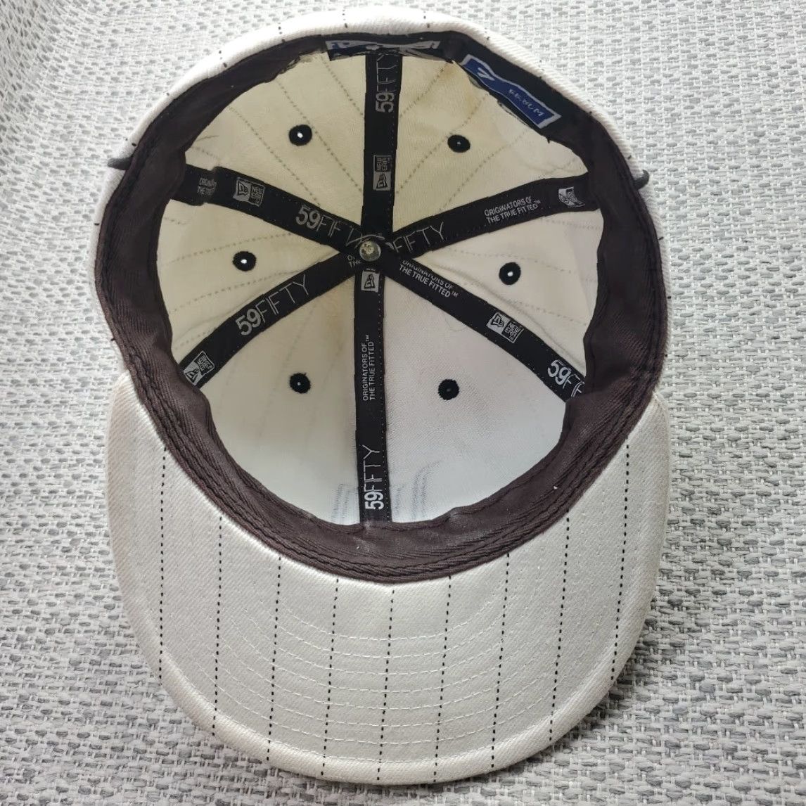 Bally Hart and Huntington 59Fifty Baseball Cap Hat Fitted 7 White 59Fifty Baseball Cap Mens Cap Pinstripe Ball Hat Size ONE SIZE - 6 Thumbnail