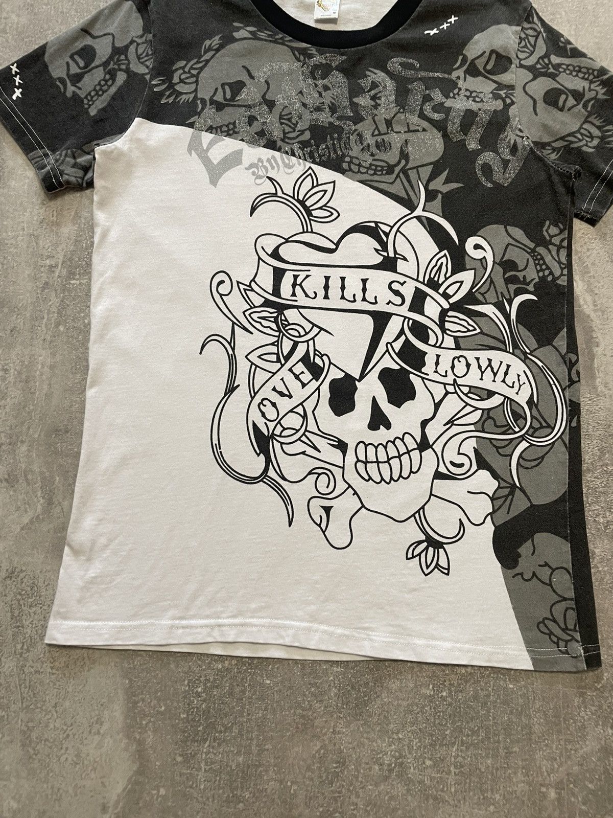 Christian Audigier × Ed Hardy Vintage Ed Hardy Skulls T-Shirt Y2K Size US M / EU 48-50 / 2 - 3 Thumbnail