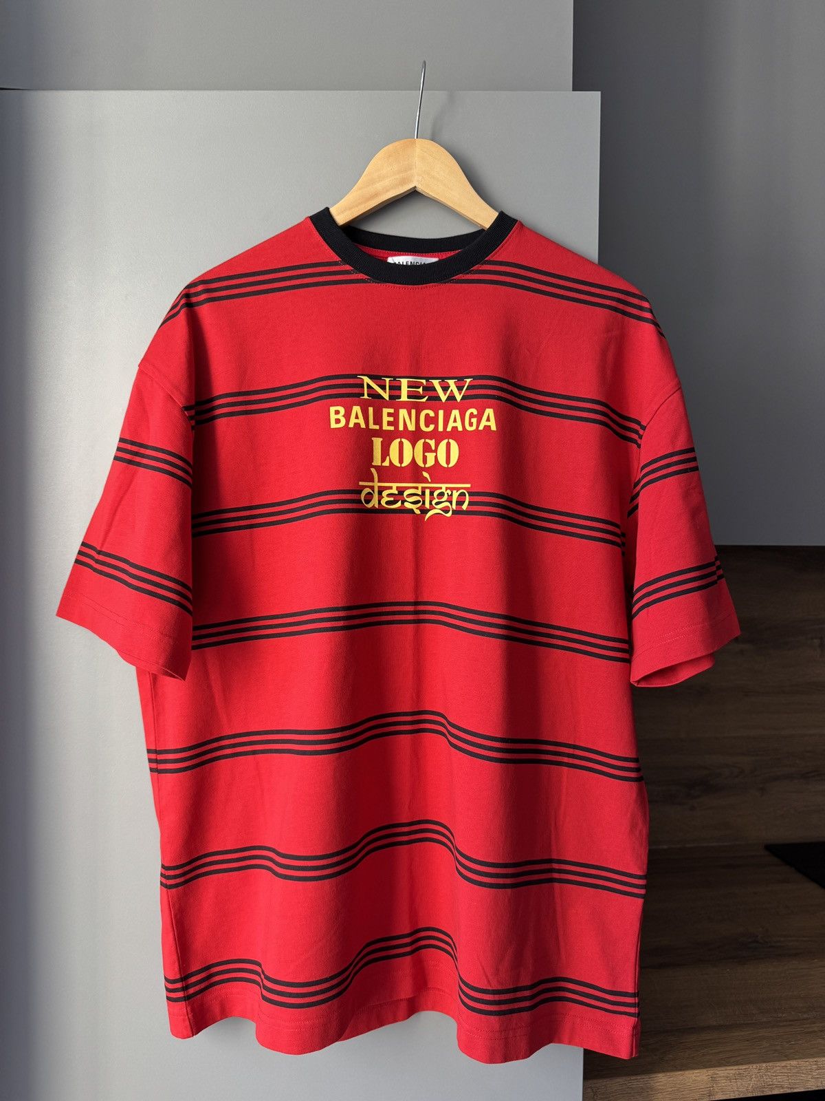 Balenciaga 2010s Balenciaga This is the new logo Tee Size US S / EU 44-46 / 1 - 1 Thumbnail